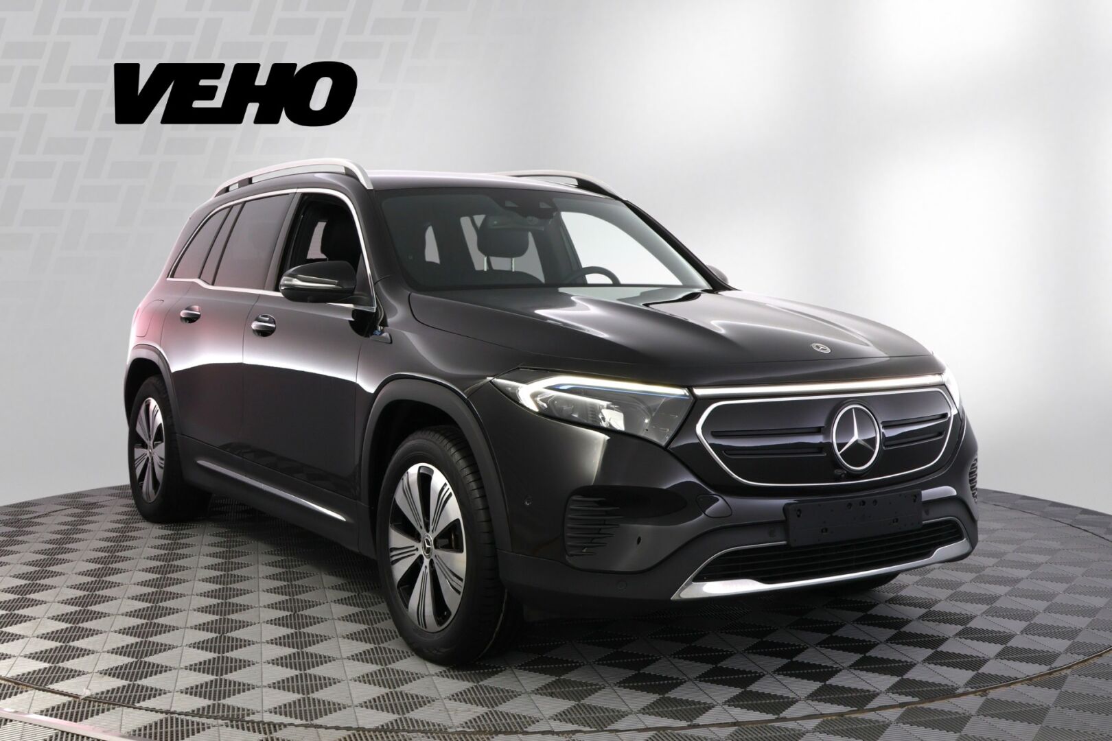Mercedes-Benz EQB 300 4MATIC 2022, bild 3/31