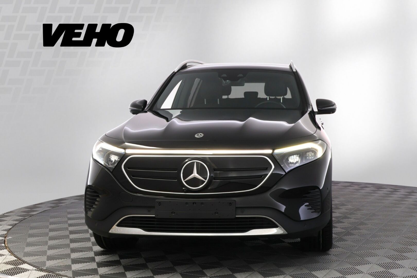 Mercedes-Benz EQB 300 4MATIC 2022, bild 2/31