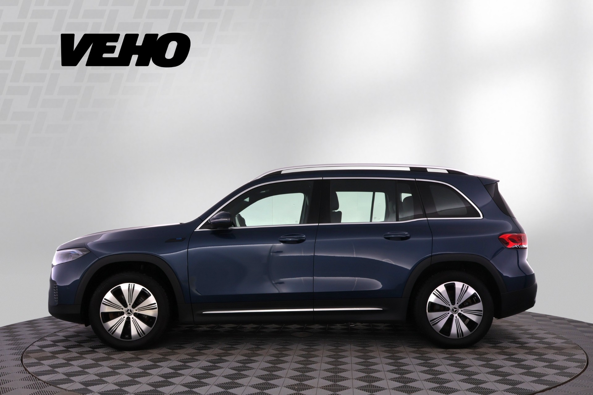 Mercedes-Benz EQB 300 4MATIC 2023, kuva 2/26