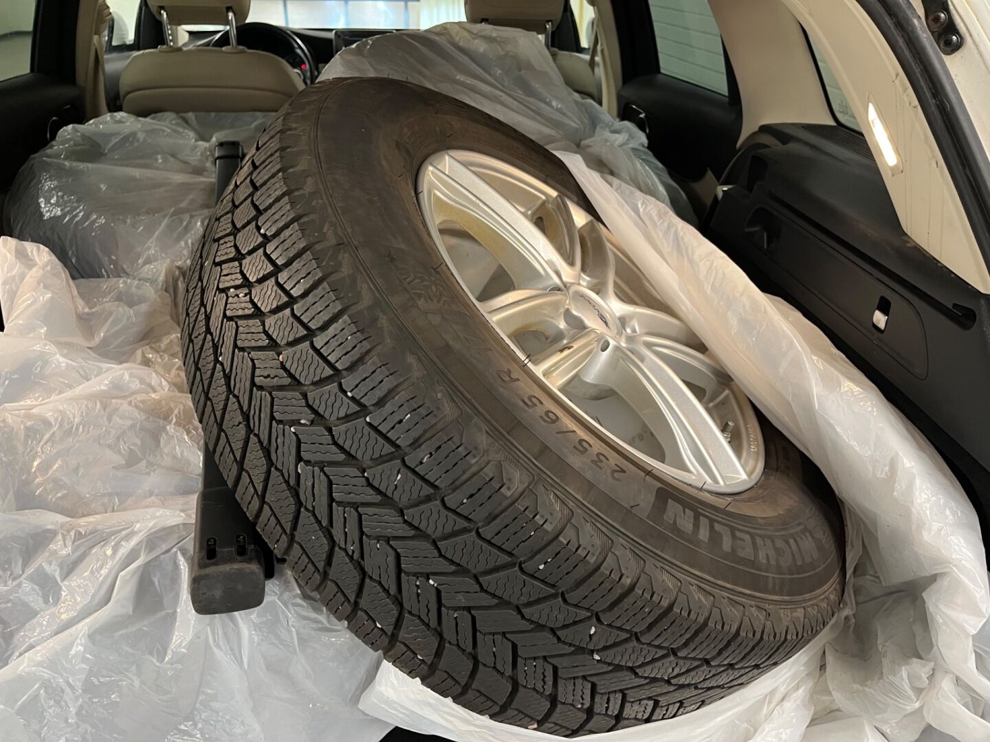 Mercedes-Benz GLC 2016, kuva 4/7