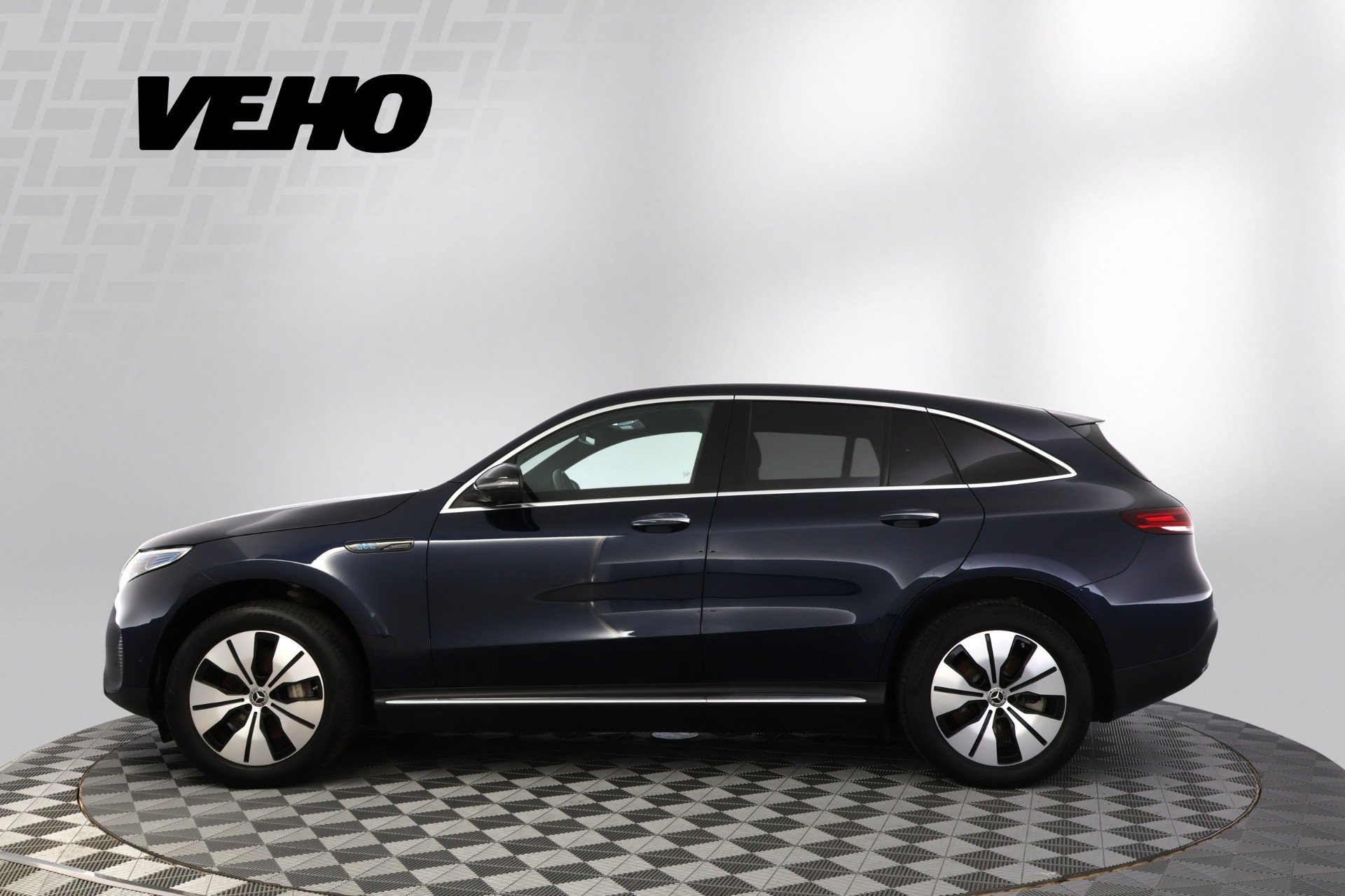Mercedes-Benz EQC 400 4Matic 2020, kuva 2/23