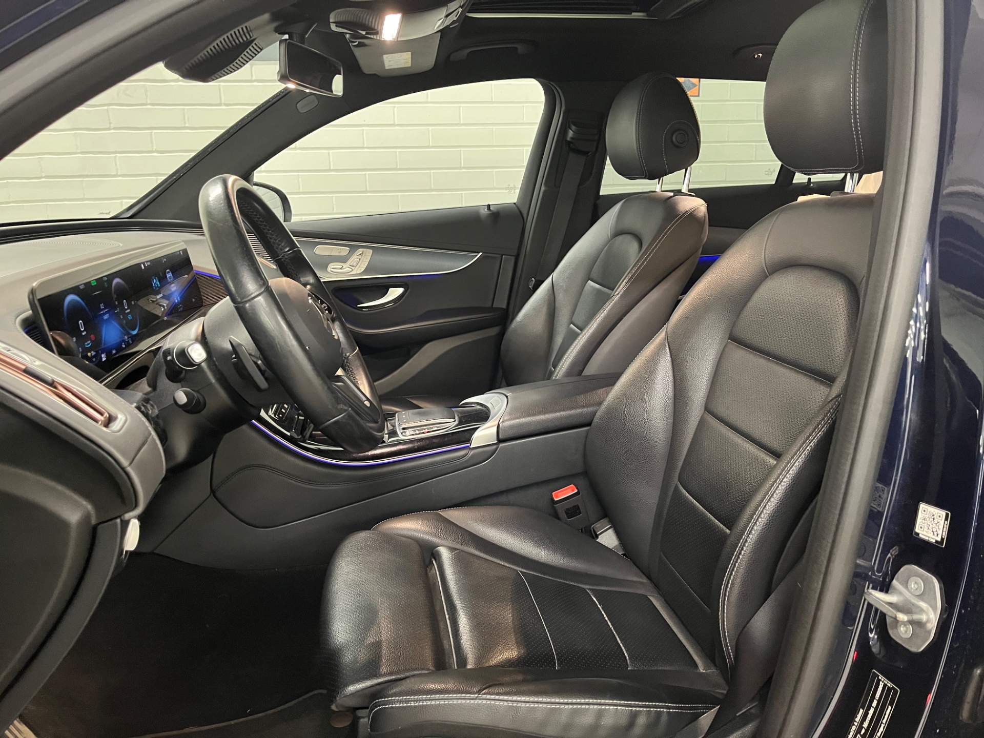 Mercedes-Benz EQC 400 4Matic 2020, photo 4/4