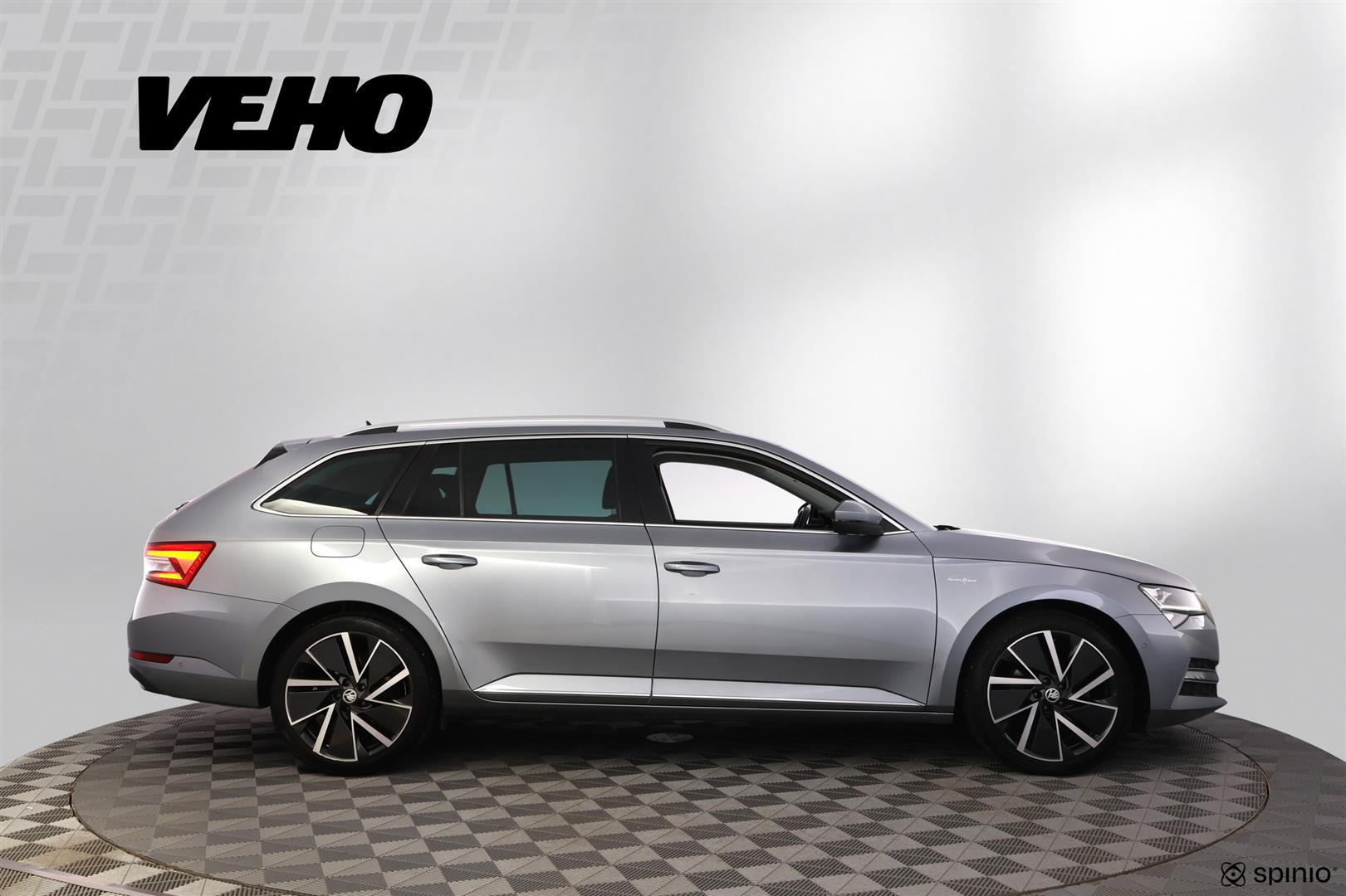 Skoda Superb 2020, kuva 6/40