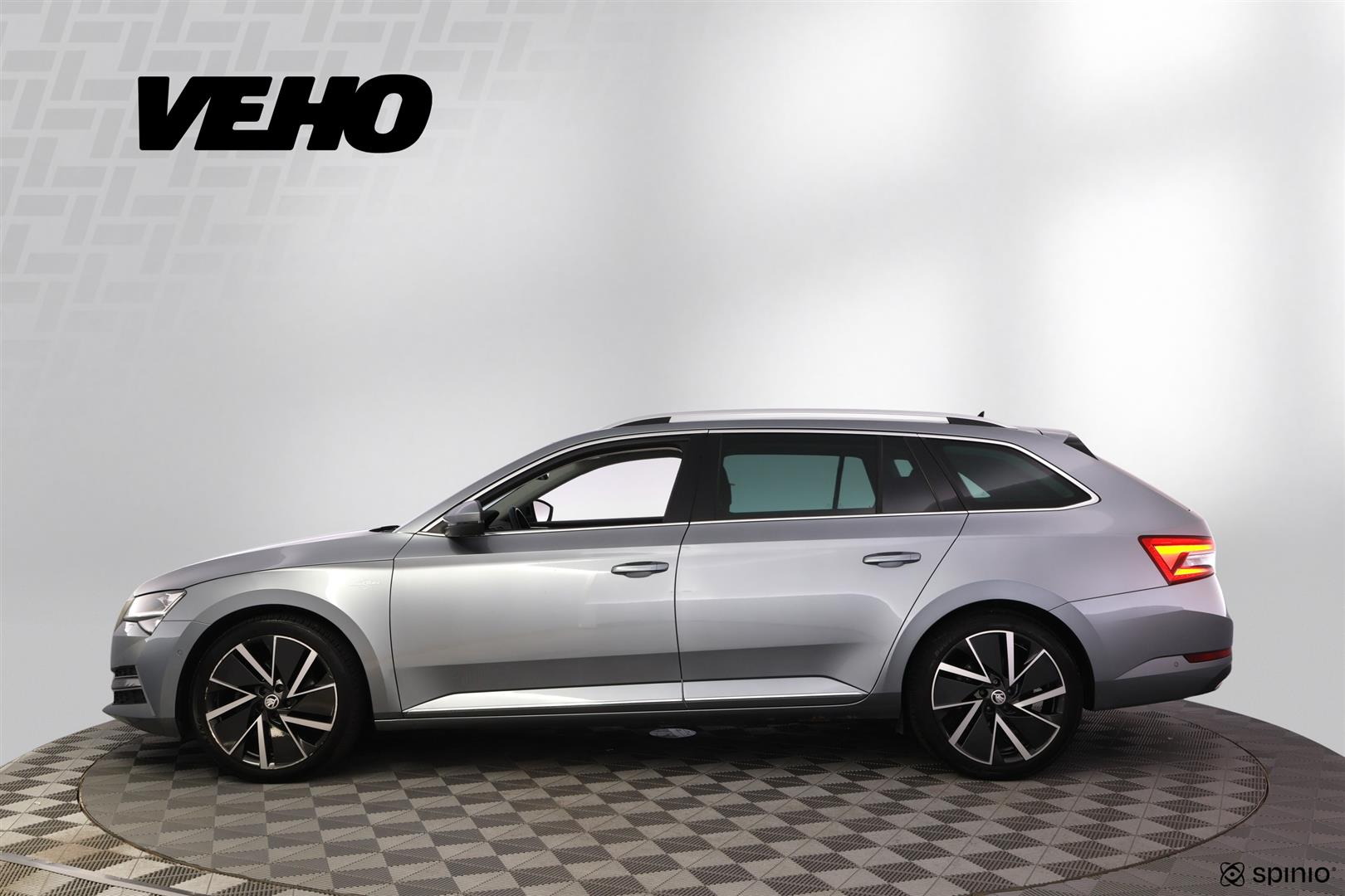 Skoda Superb 2020, kuva 2/40