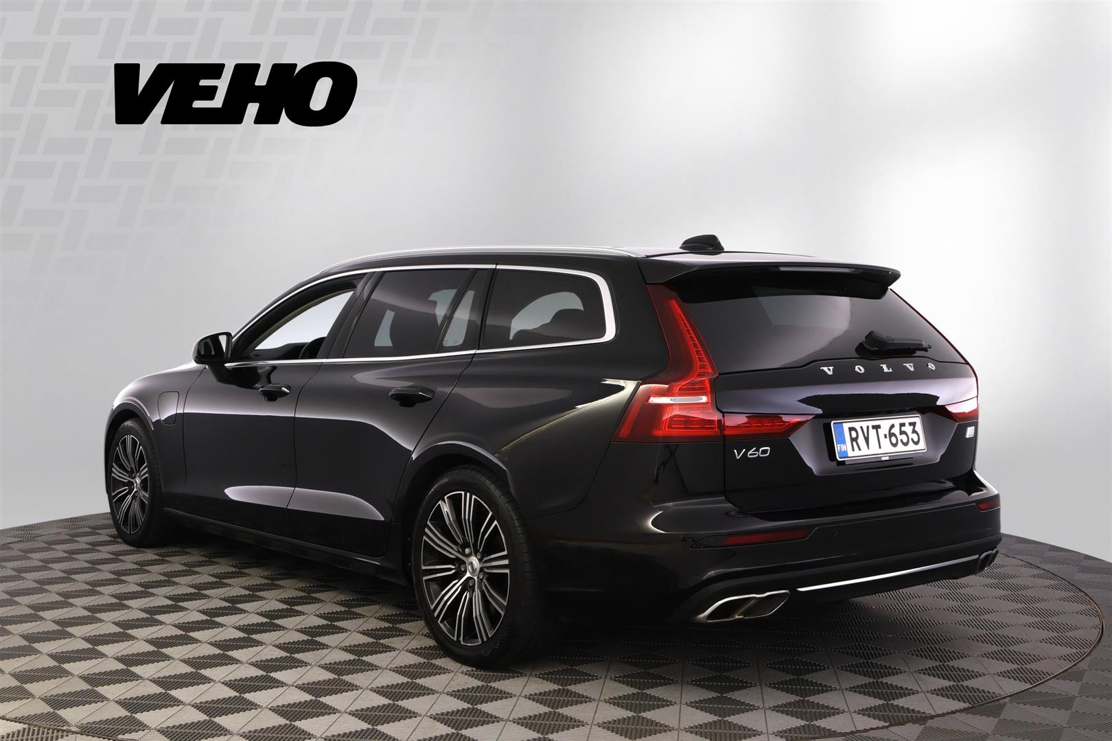 Volvo V60 2022, kuva 3/36
