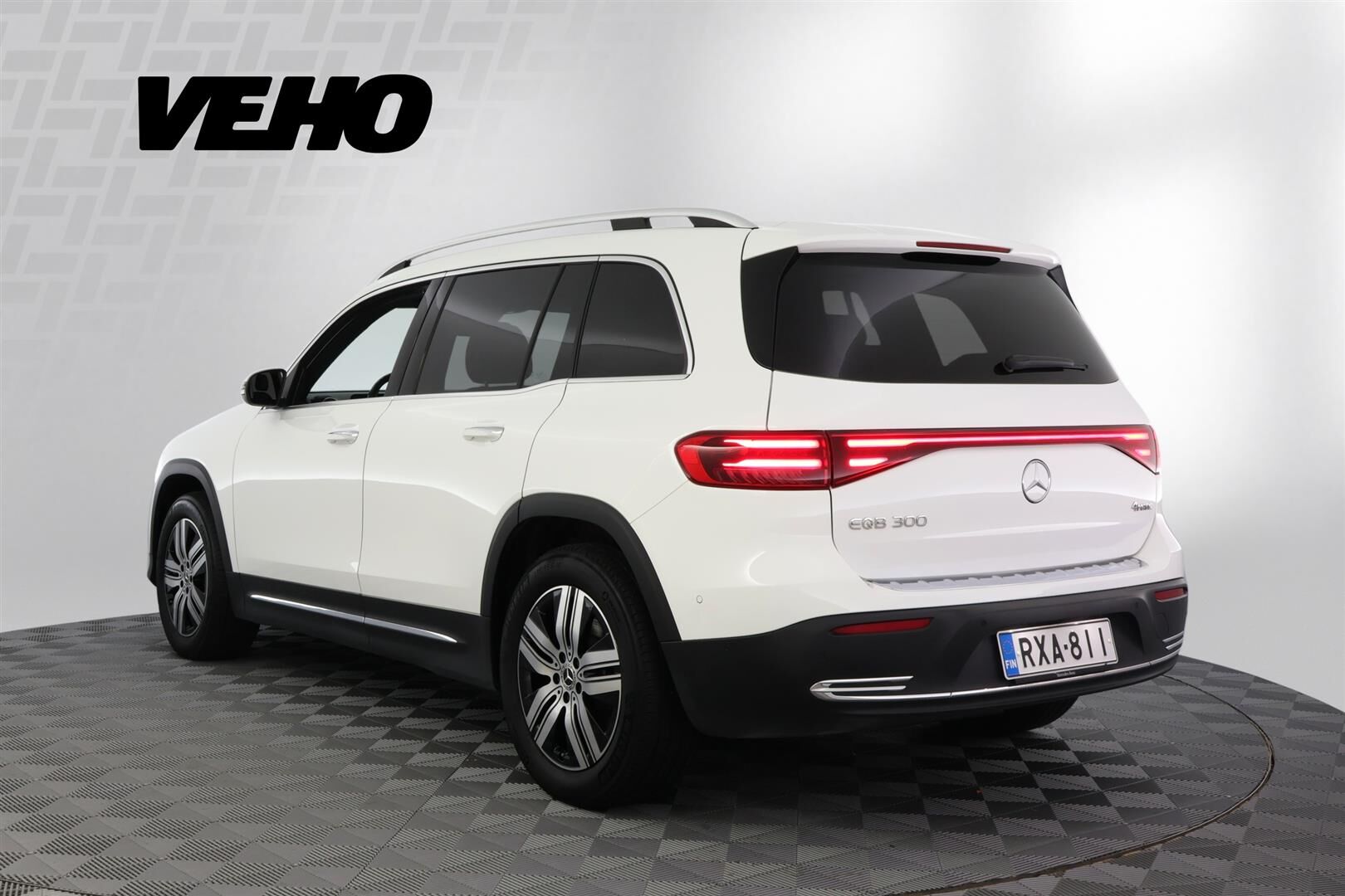 Mercedes-Benz EQB 300 4MATIC 2024, bild 3/30