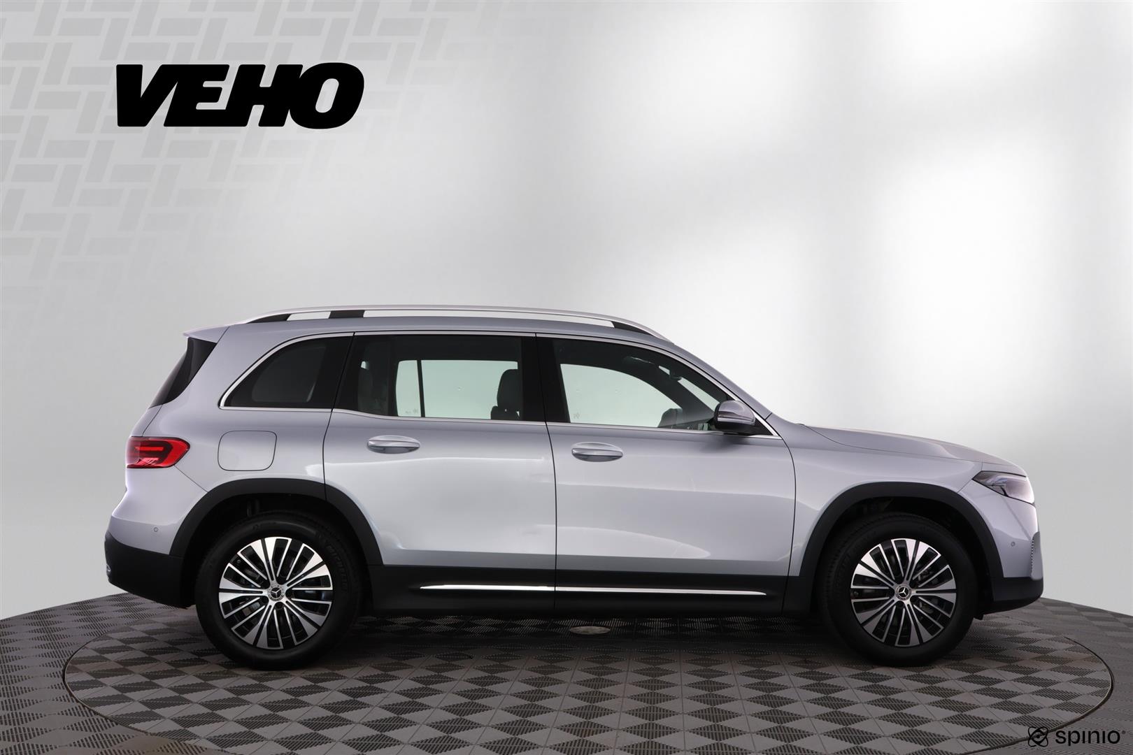 Mercedes-Benz EQB 2025, photo 6/28