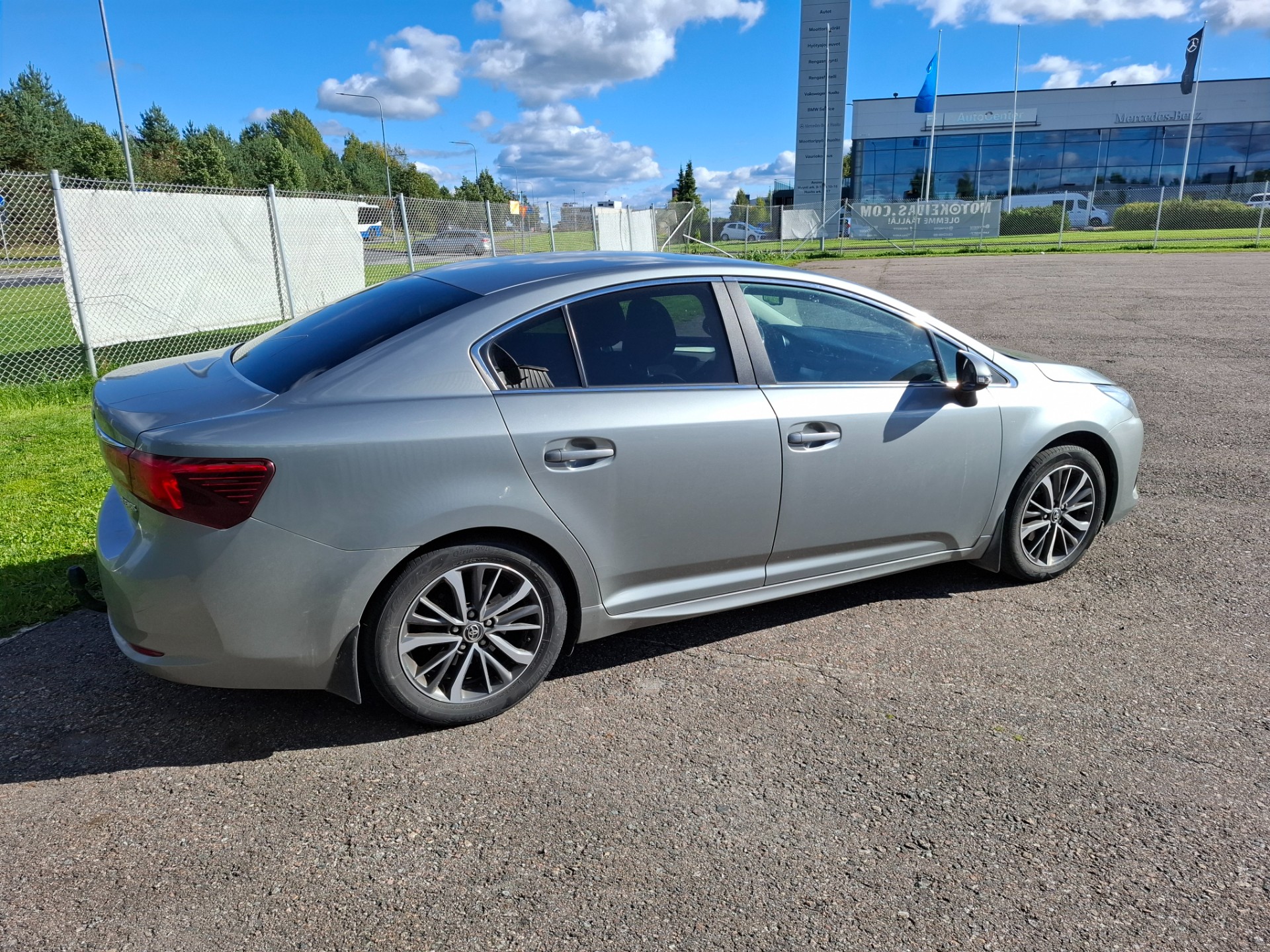 Toyota Avensis 2017, kuva 3/5