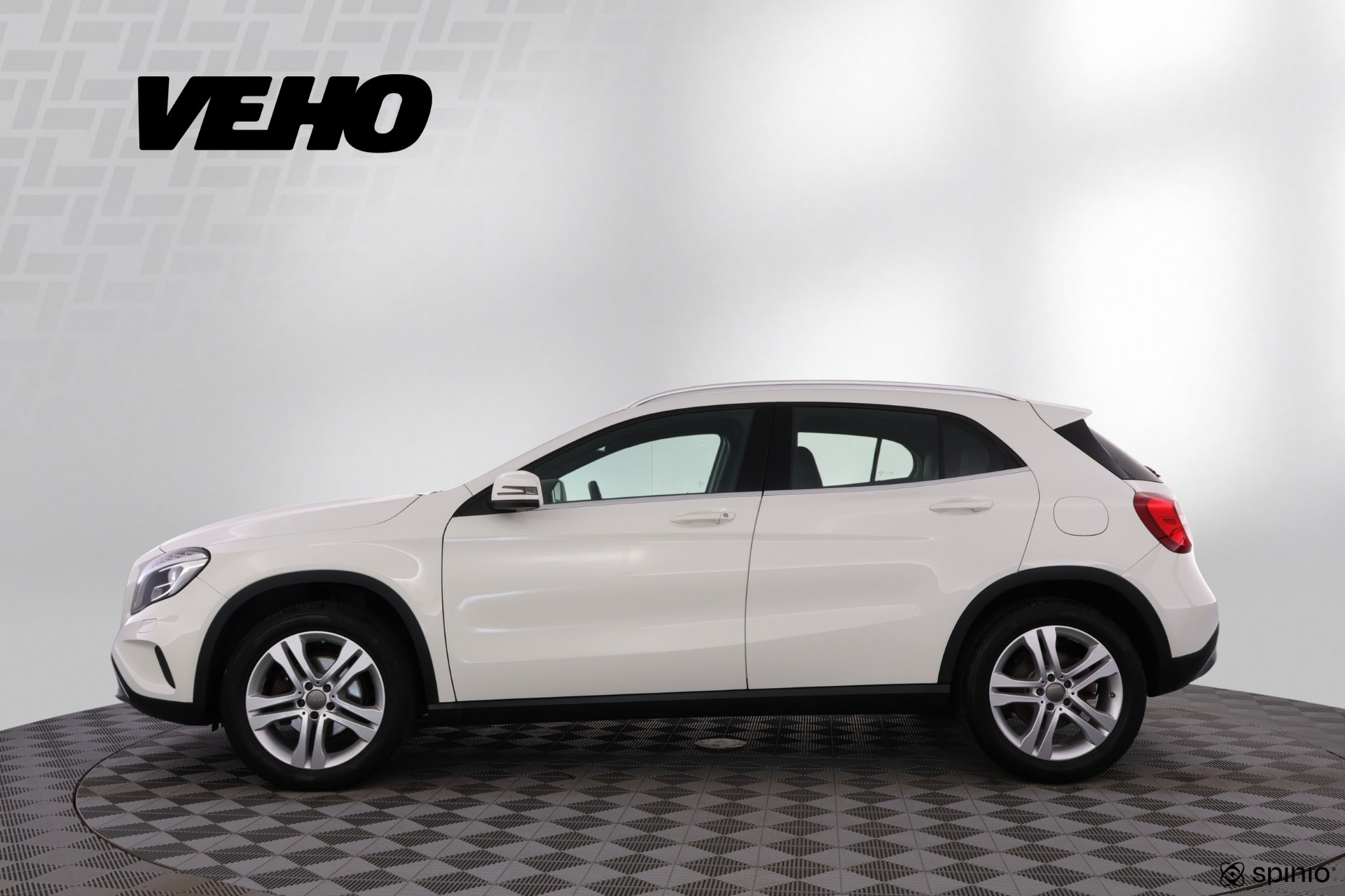 Mercedes-Benz GLA 2017, kuva 2/27