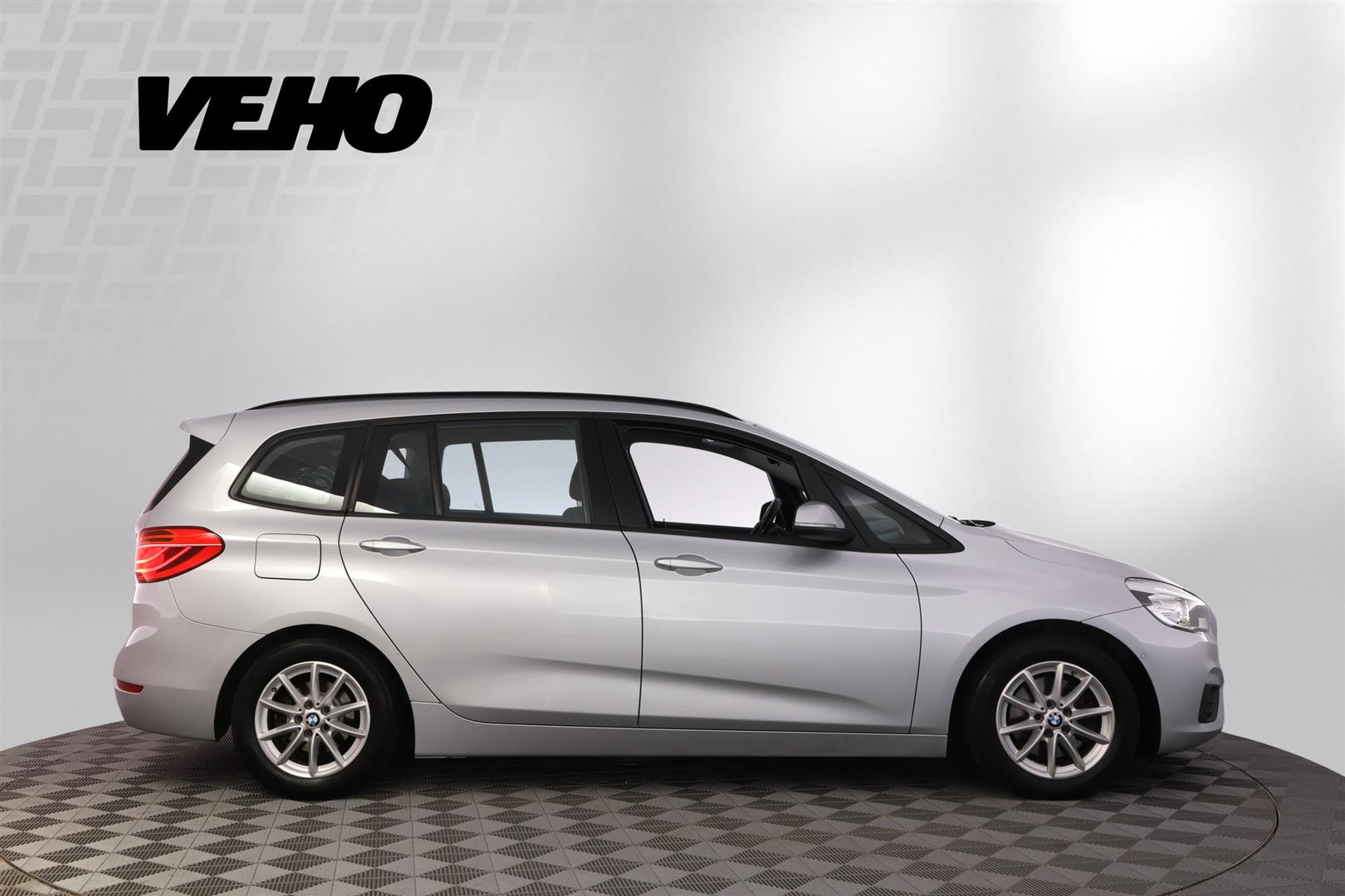 BMW 218 2016, kuva 6/33