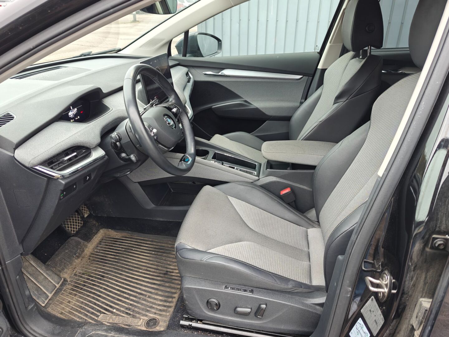Skoda Enyaq 60 iV 2022, bild 3/4