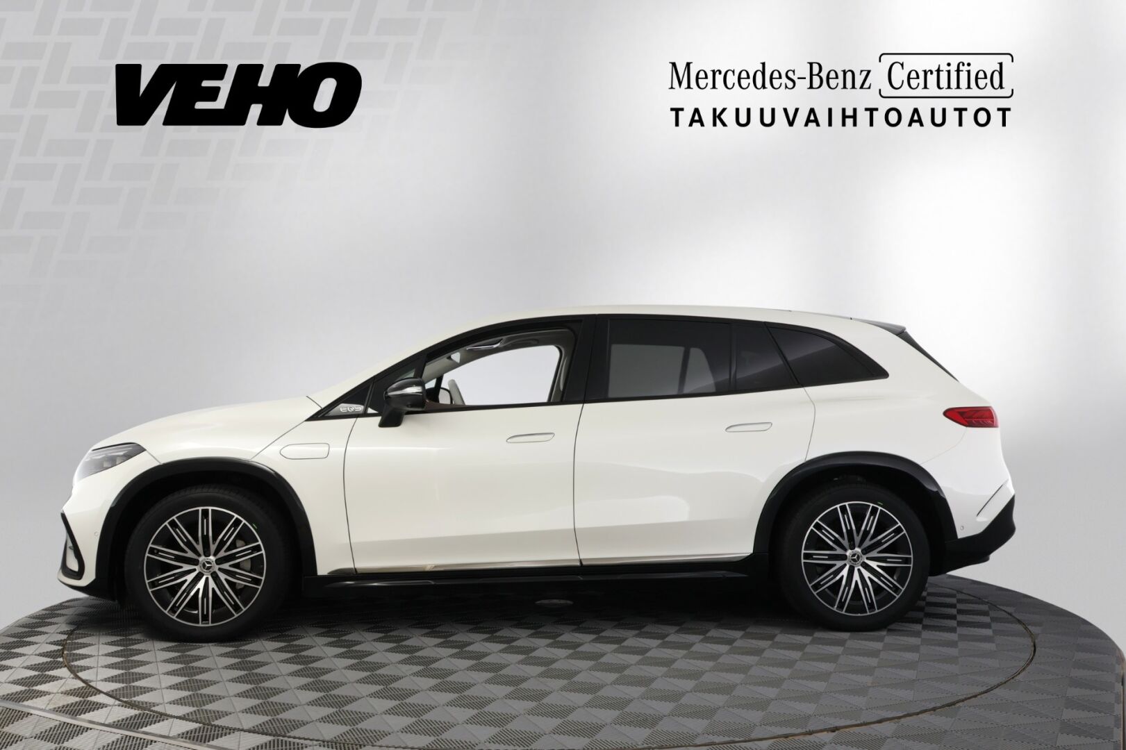 Mercedes-Benz EQS SUV 450 4MATIC SUV AMG 2023, bild 2/35