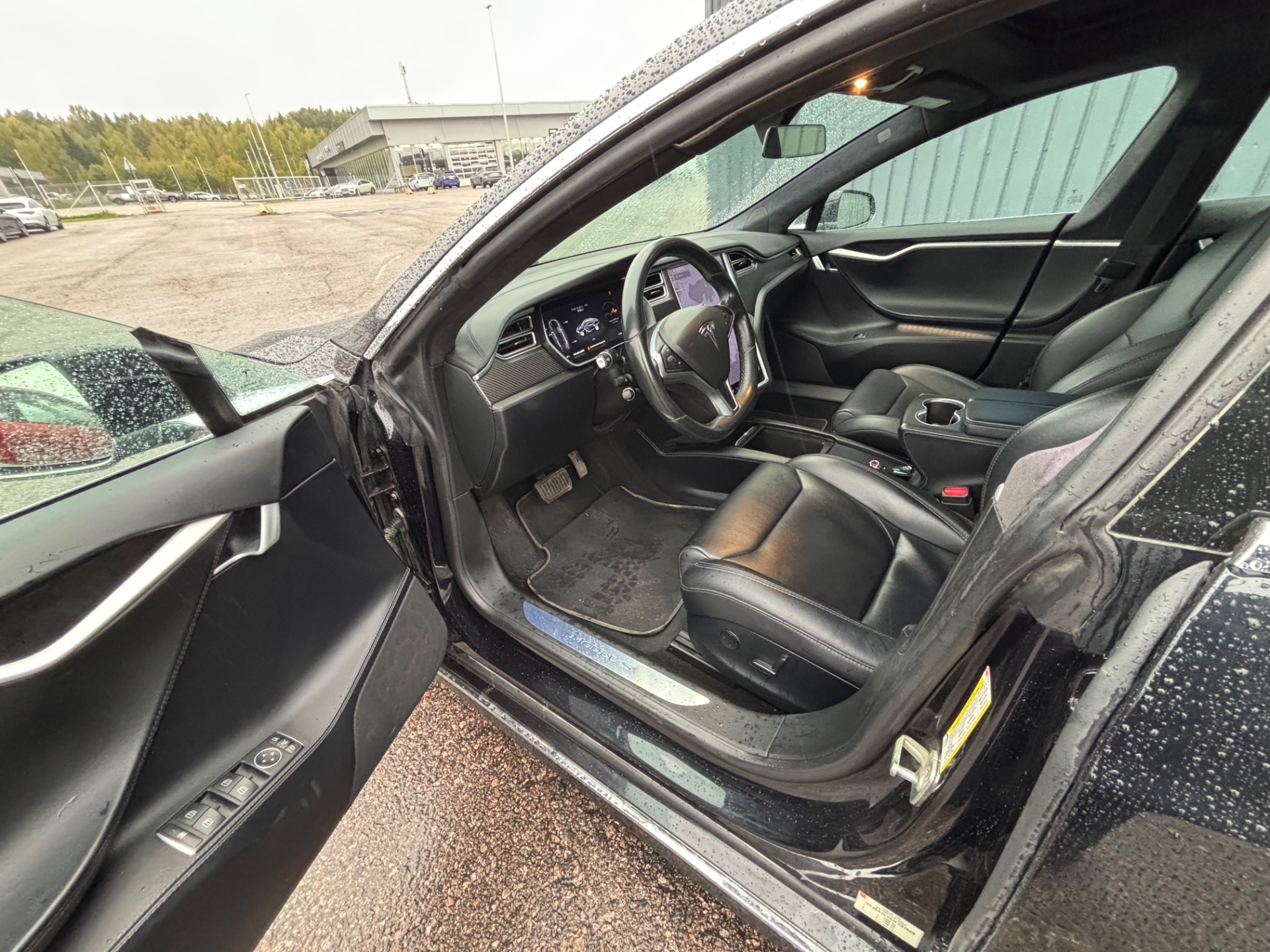 Tesla Model S 75 D 2018, kuva 2/7