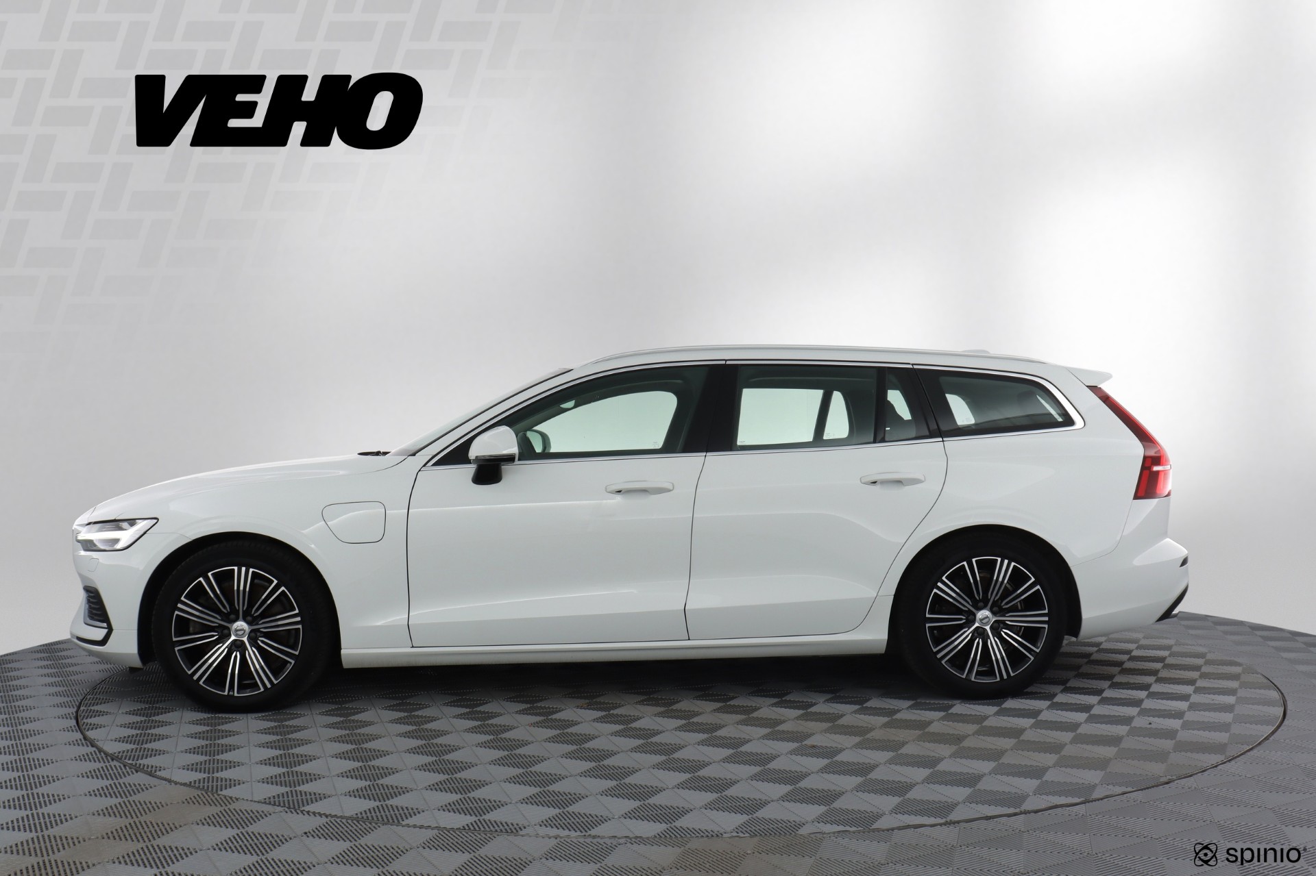 Volvo V60 2020, kuva 2/22