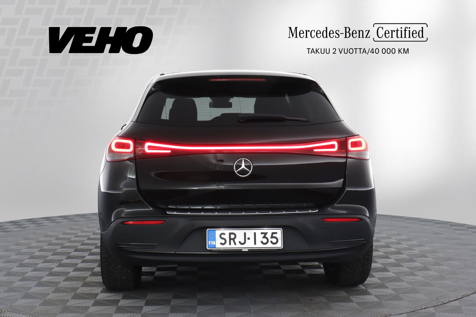 Mercedes-Benz EQA 2023, photo 4/28