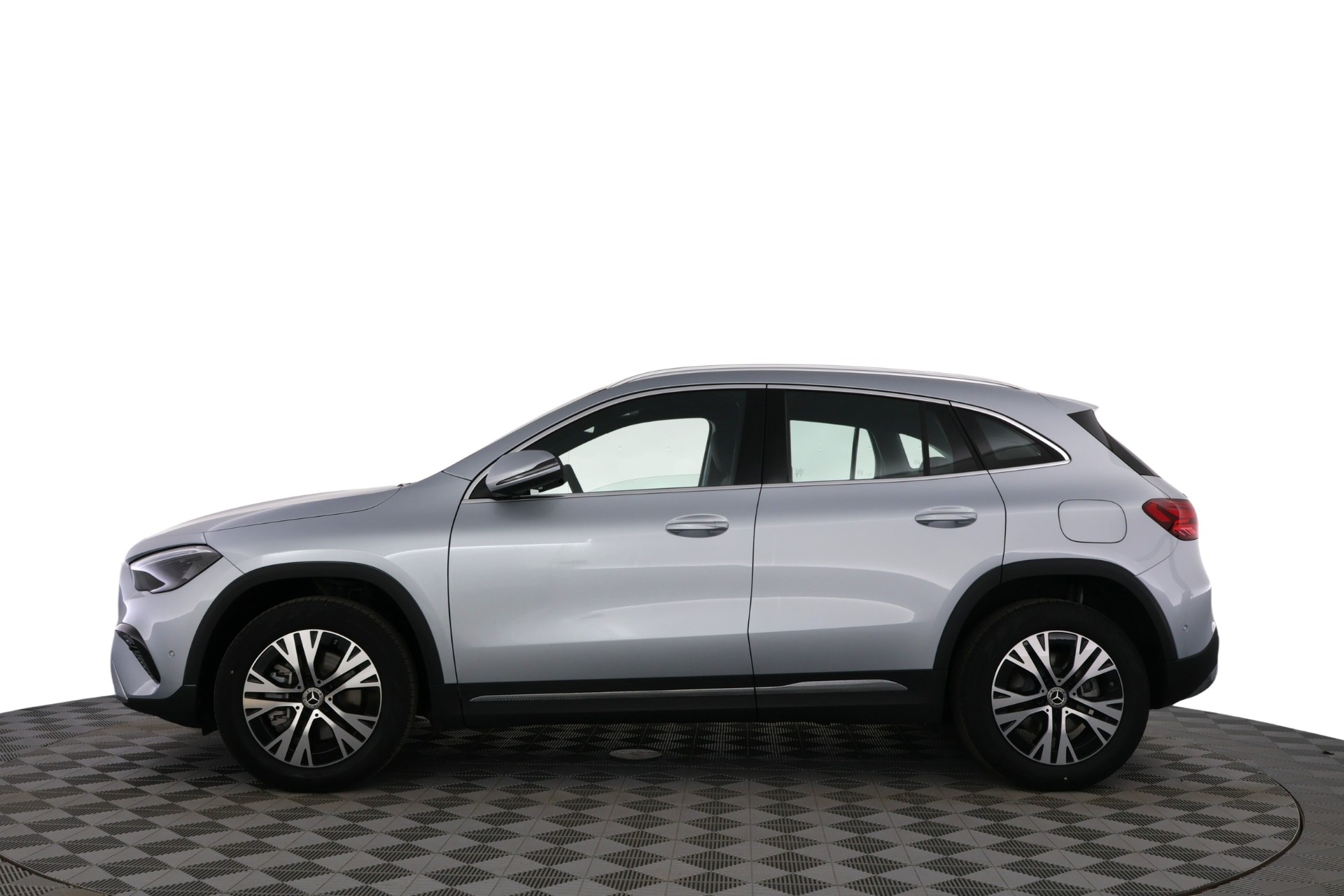 Mercedes-Benz GLA 2026, kuva 2/31