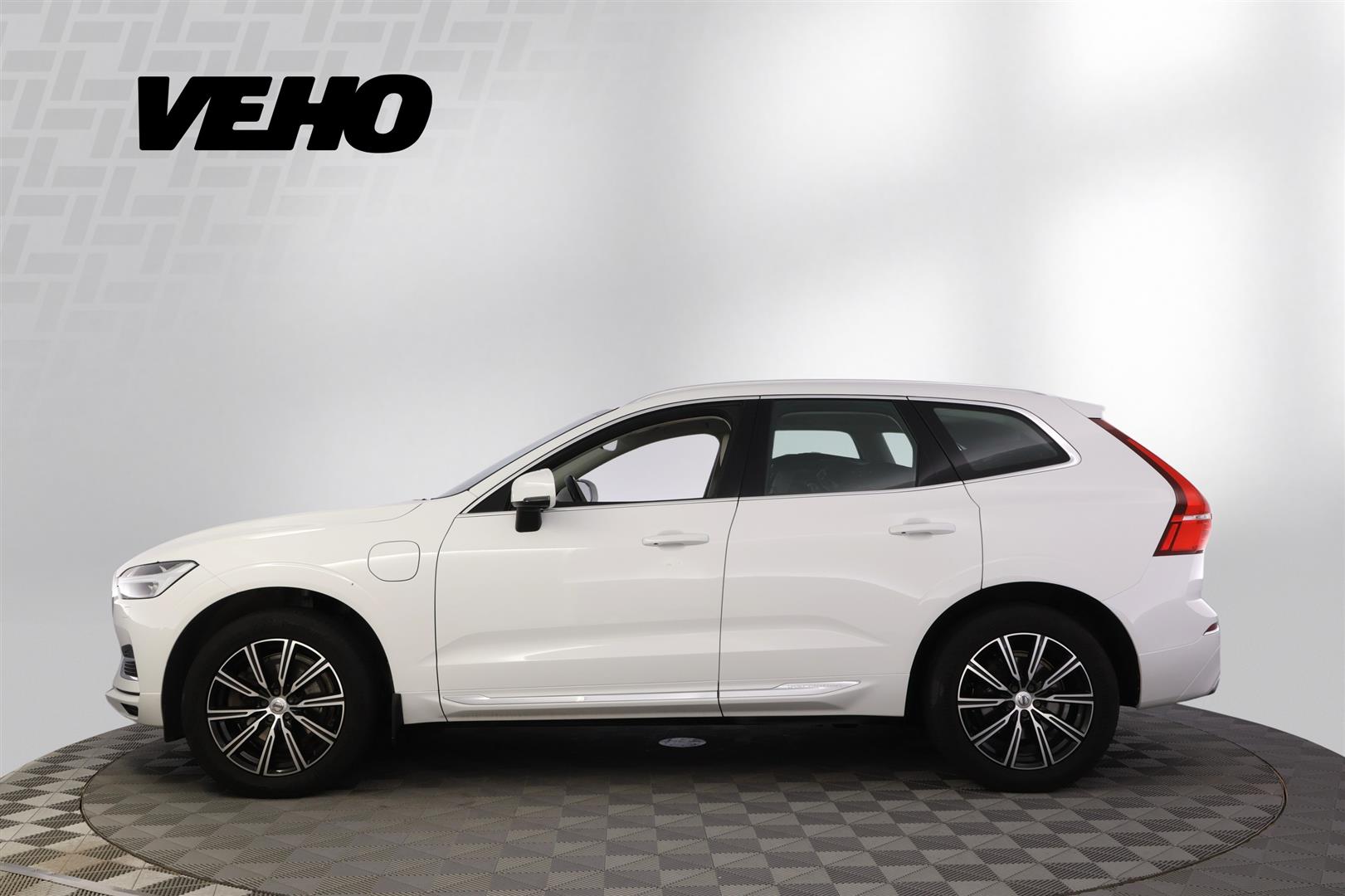 Volvo XC60 2019, kuva 2/38
