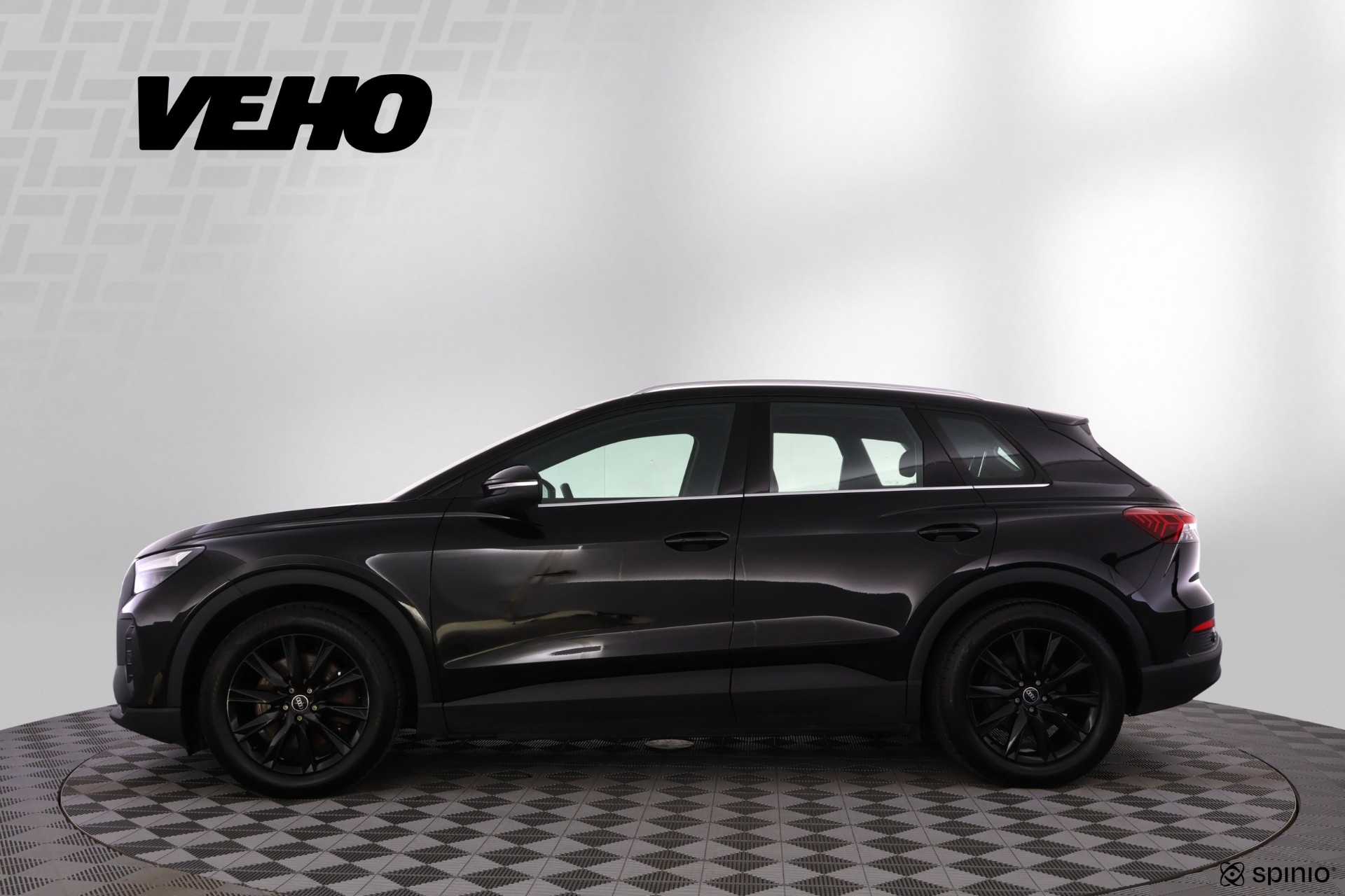 Audi Q4 e-tron 40 e-tron 2021, photo 2/27