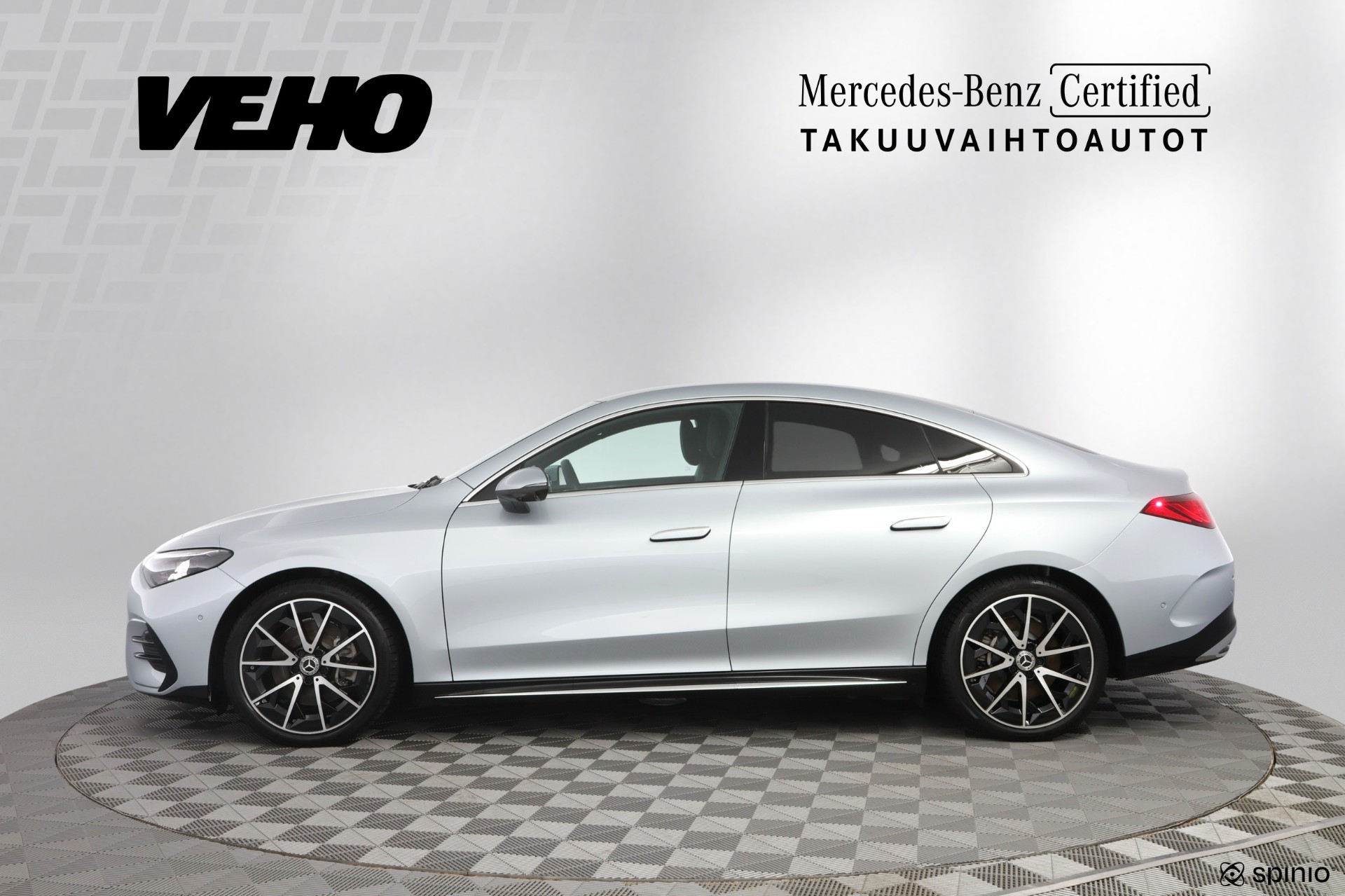 Mercedes-Benz CLA 350 4MATIC AMG 2025, photo 2/33