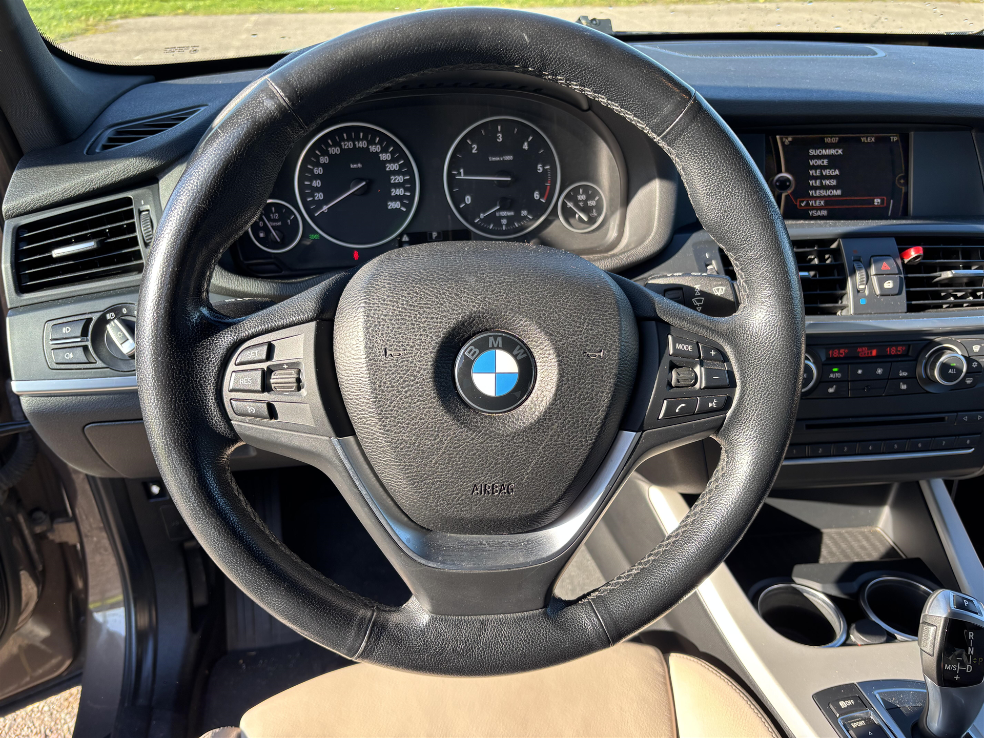 BMW X3 2012, photo 4/8