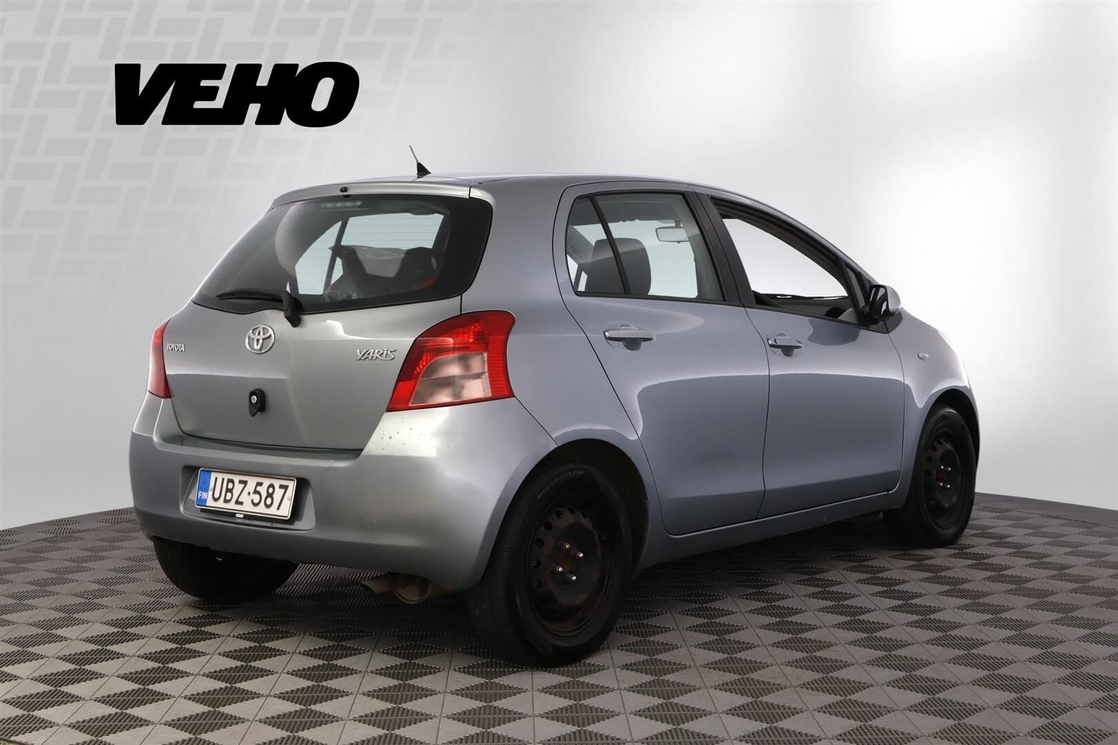 Toyota Yaris 1,3 VVT-i Linea Sol 5ov 2006, photo 5/29
