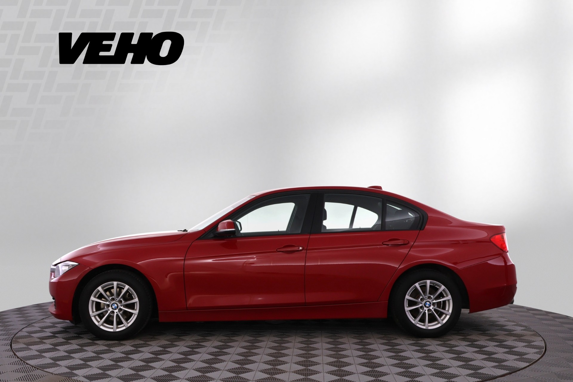 BMW 320 F30 Sedan 320i 2014, kuva 2/26