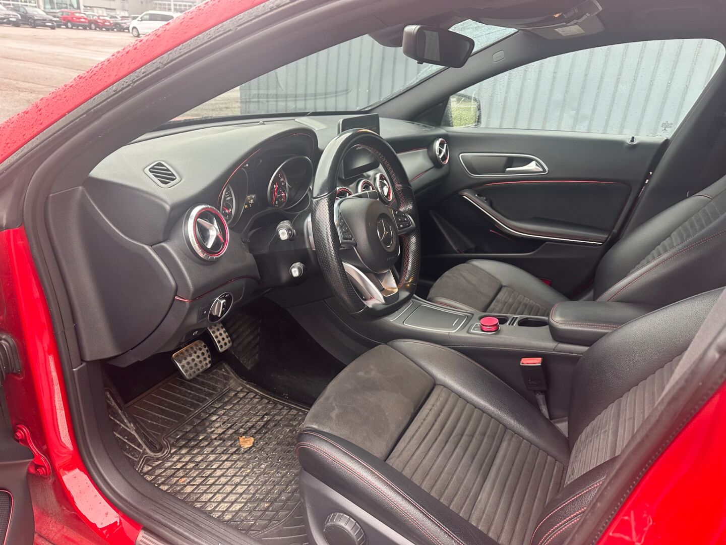 Mercedes-Benz CLA 2017, kuva 2/4