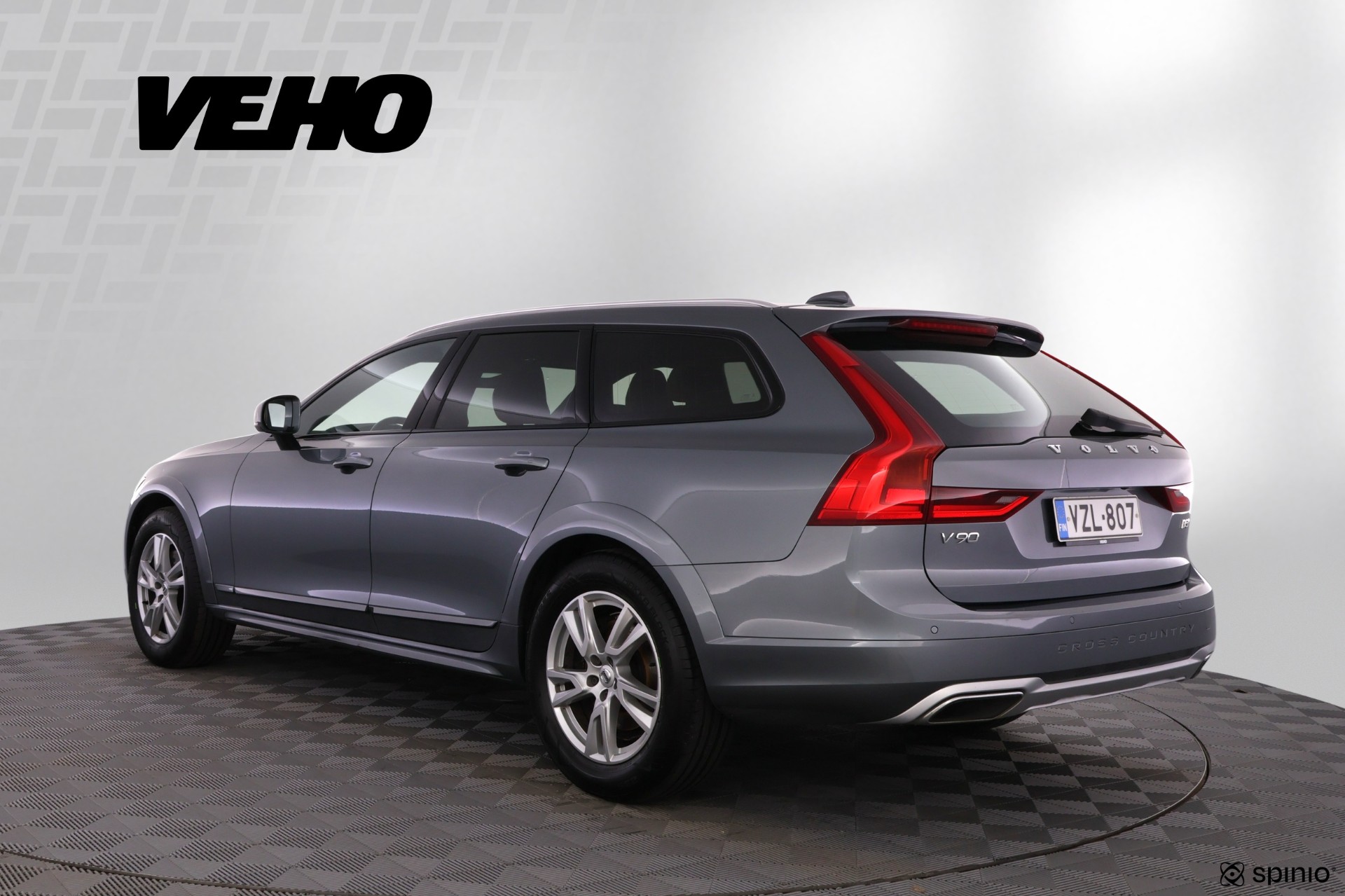 Volvo V90 Cross Country 2017, kuva 3/26