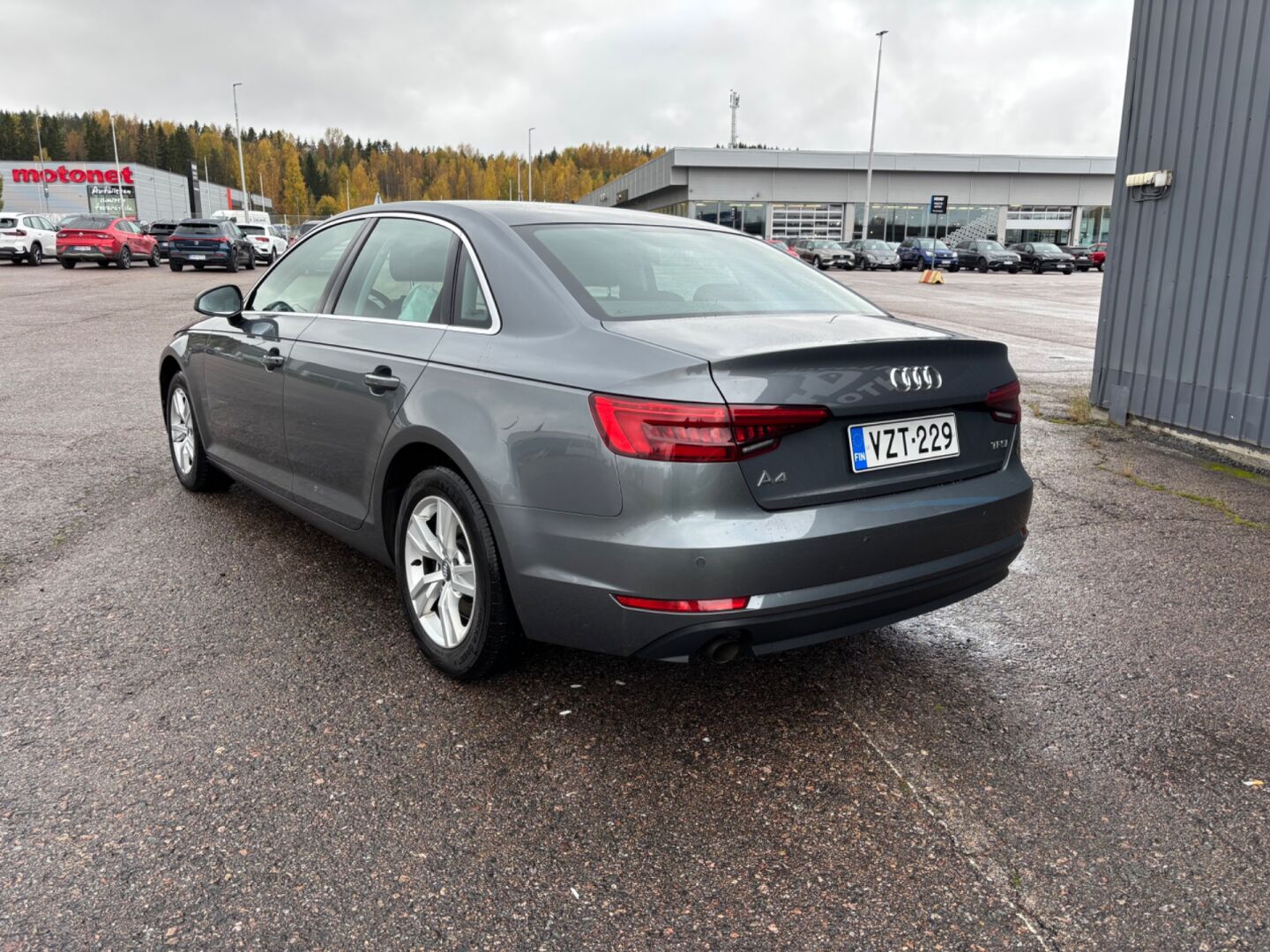 Audi A4 2016, bild 2/9