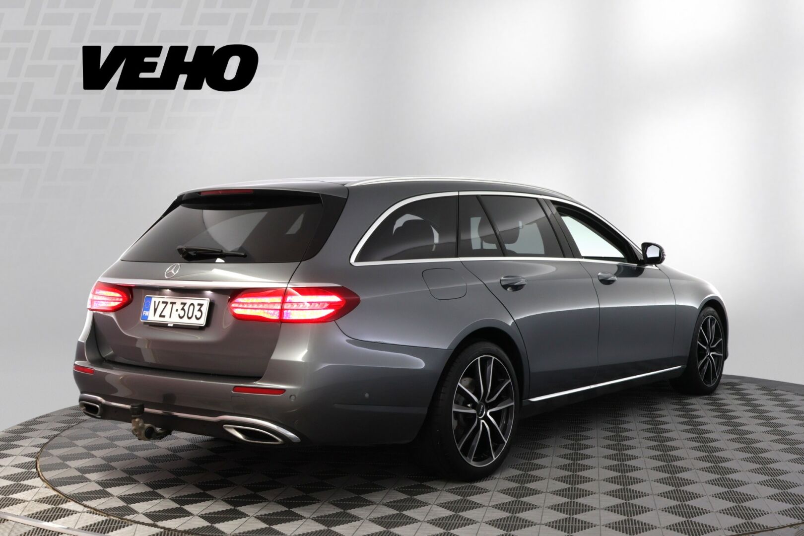 Mercedes-Benz E 2018, bild 5/28