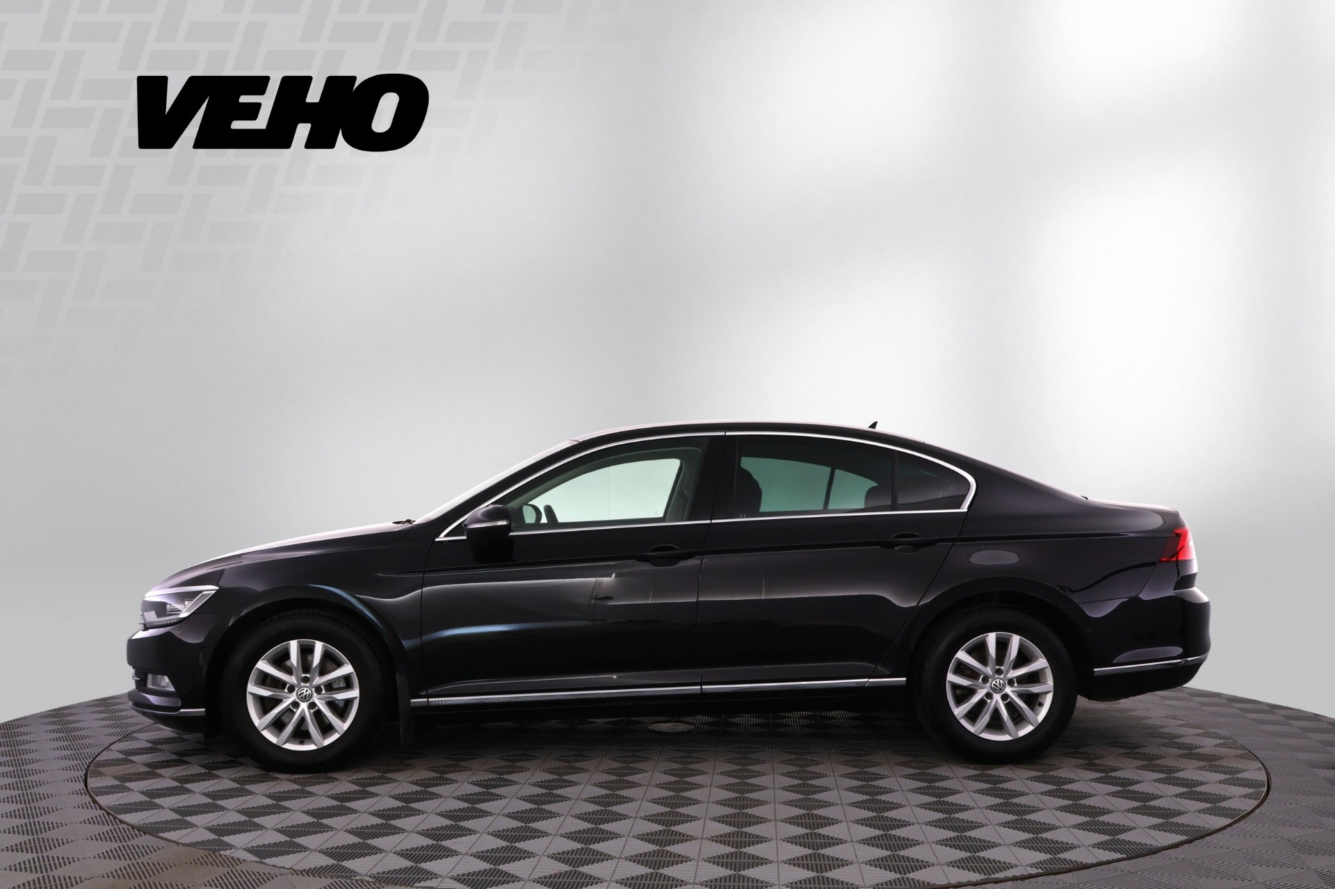 Volkswagen Passat 2015, kuva 2/25