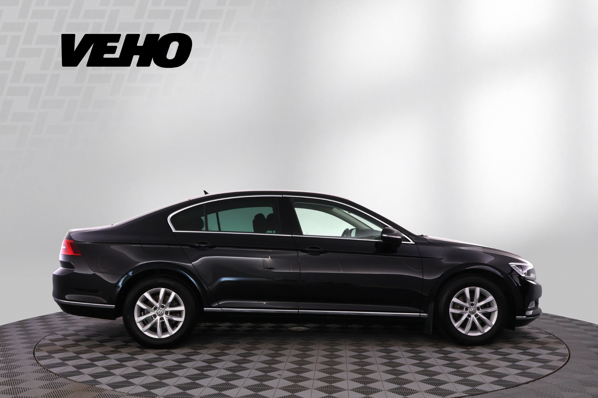 Volkswagen Passat 2015, kuva 6/25