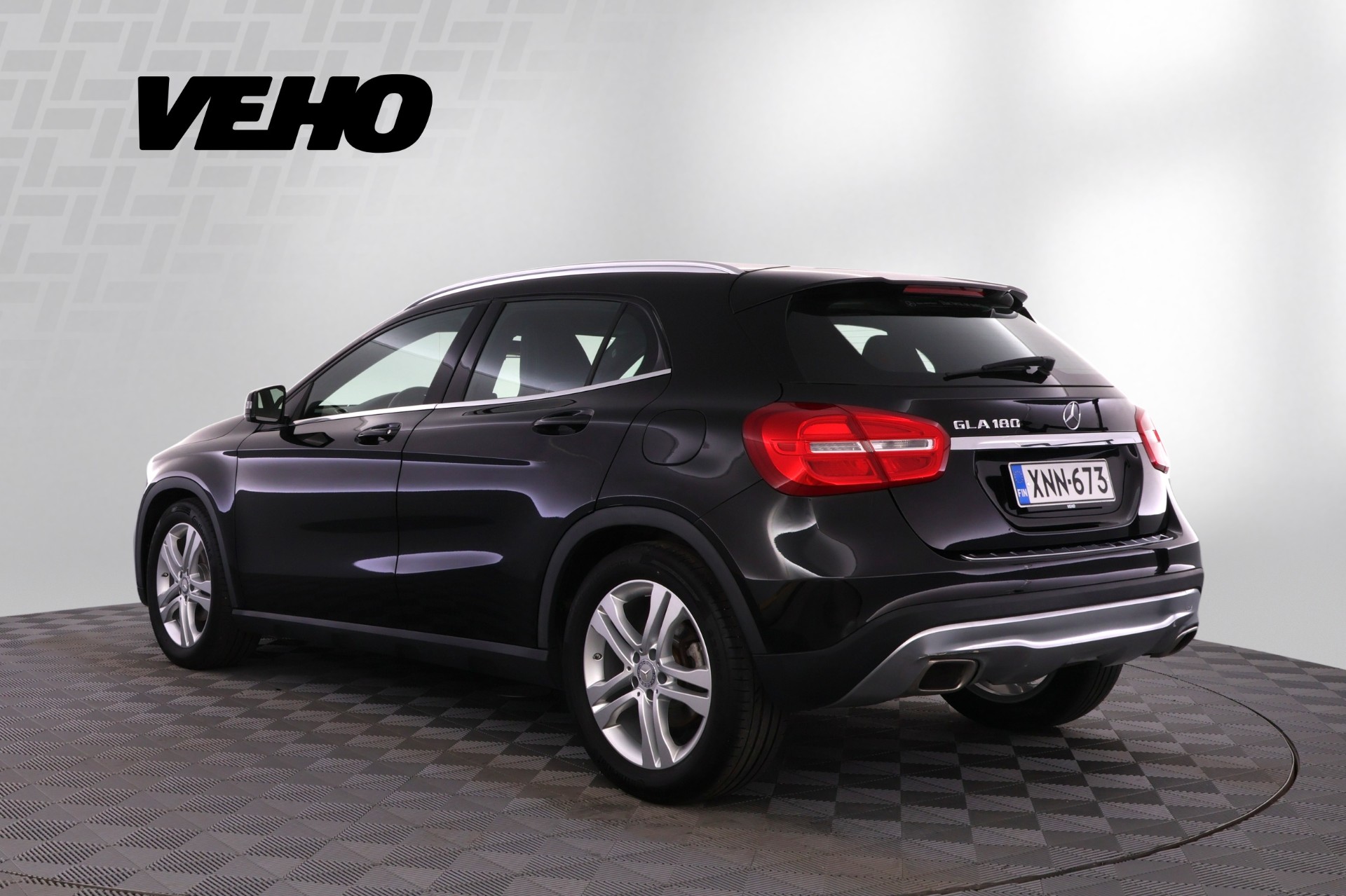 Mercedes-Benz GLA 180 A Premium Business 2015, kuva 3/26