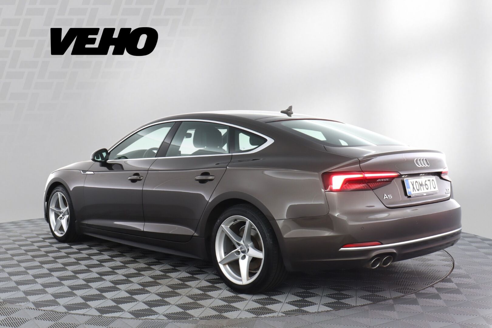 Audi A5 2018, bild 3/24
