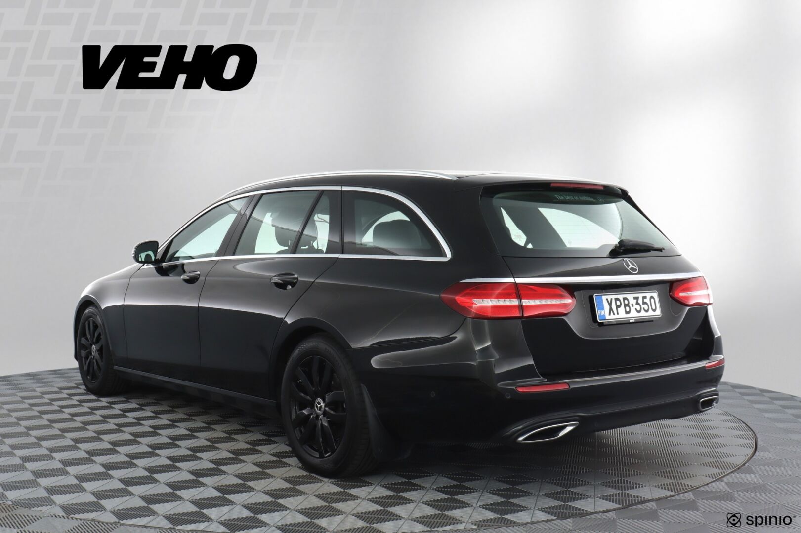 Mercedes-Benz E 2020, bild 3/23