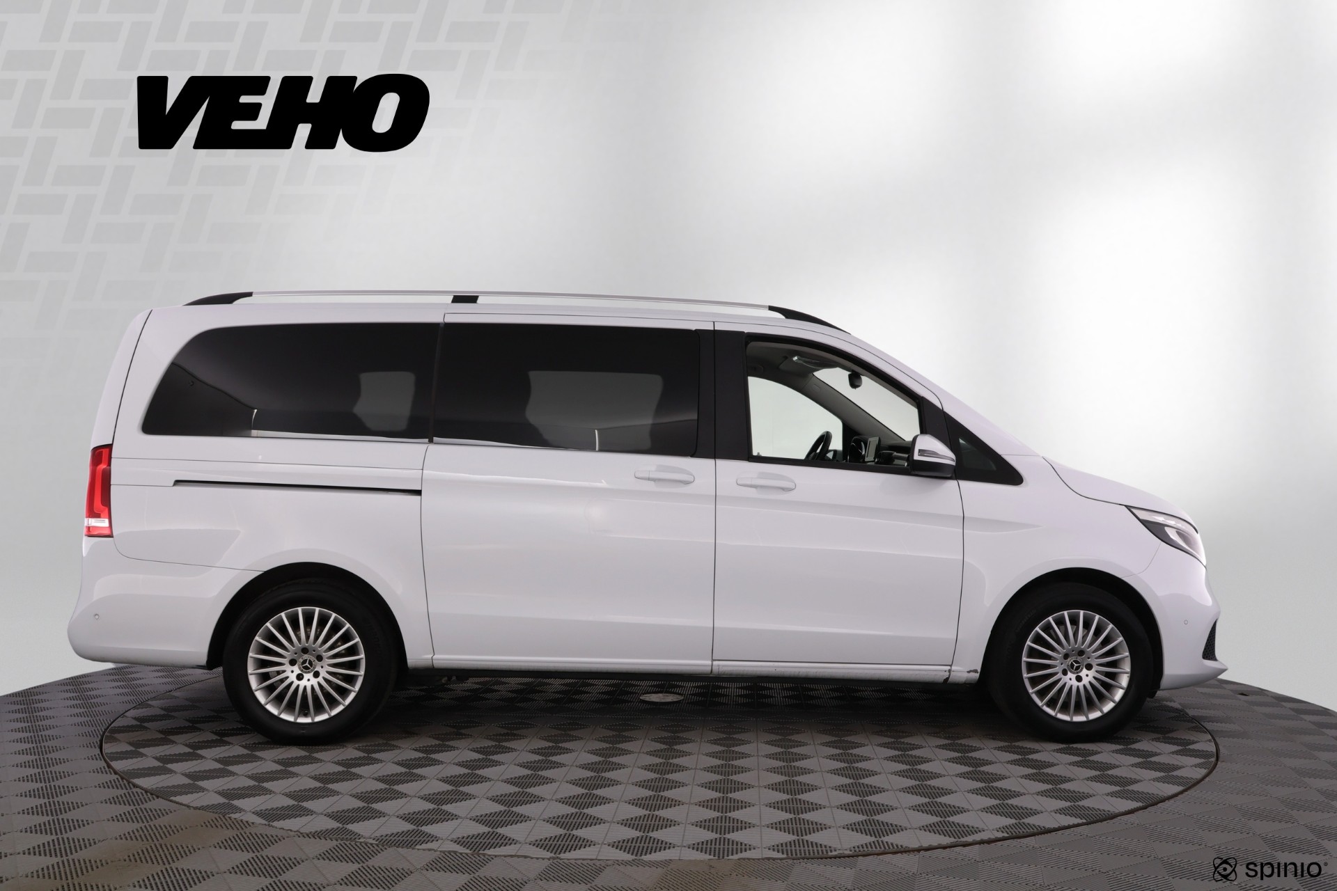 Mercedes-Benz V 2020, kuva 6/25