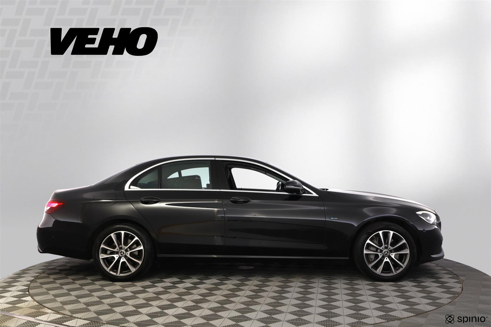 Mercedes-Benz E 2021, photo 6/31