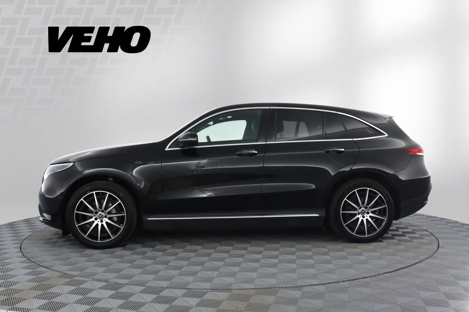 Mercedes-Benz EQC 2023, kuva 2/19