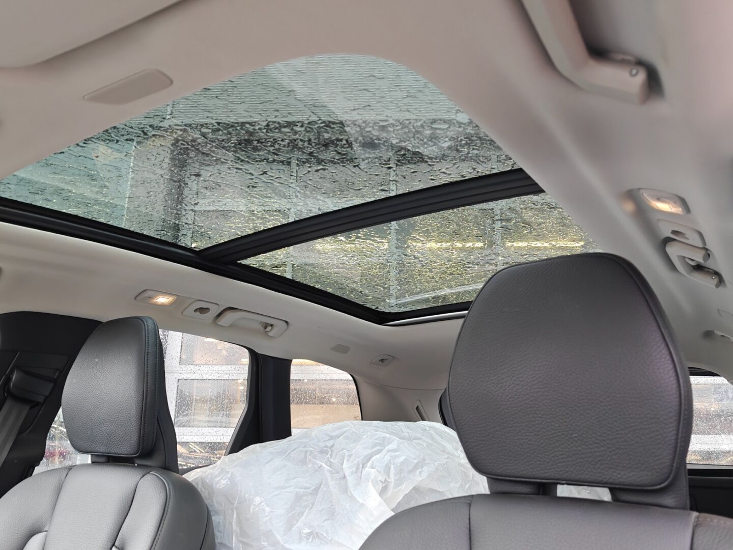 Volvo XC60 2023, photo 5/5