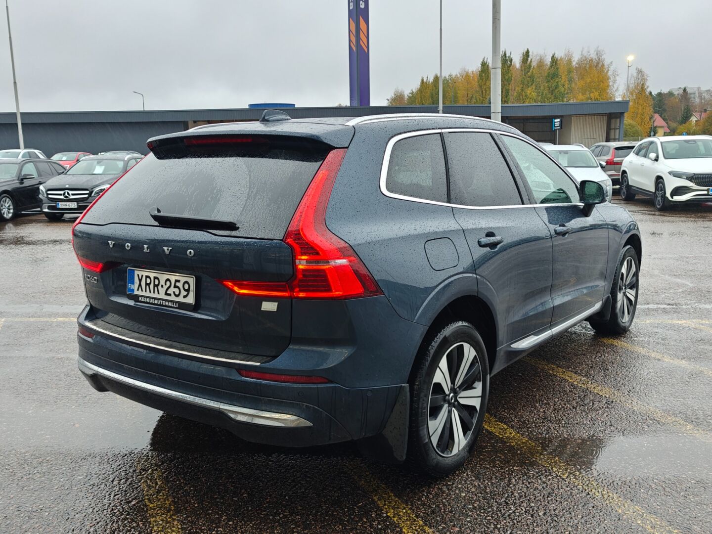 Volvo XC60 2023, photo 2/5