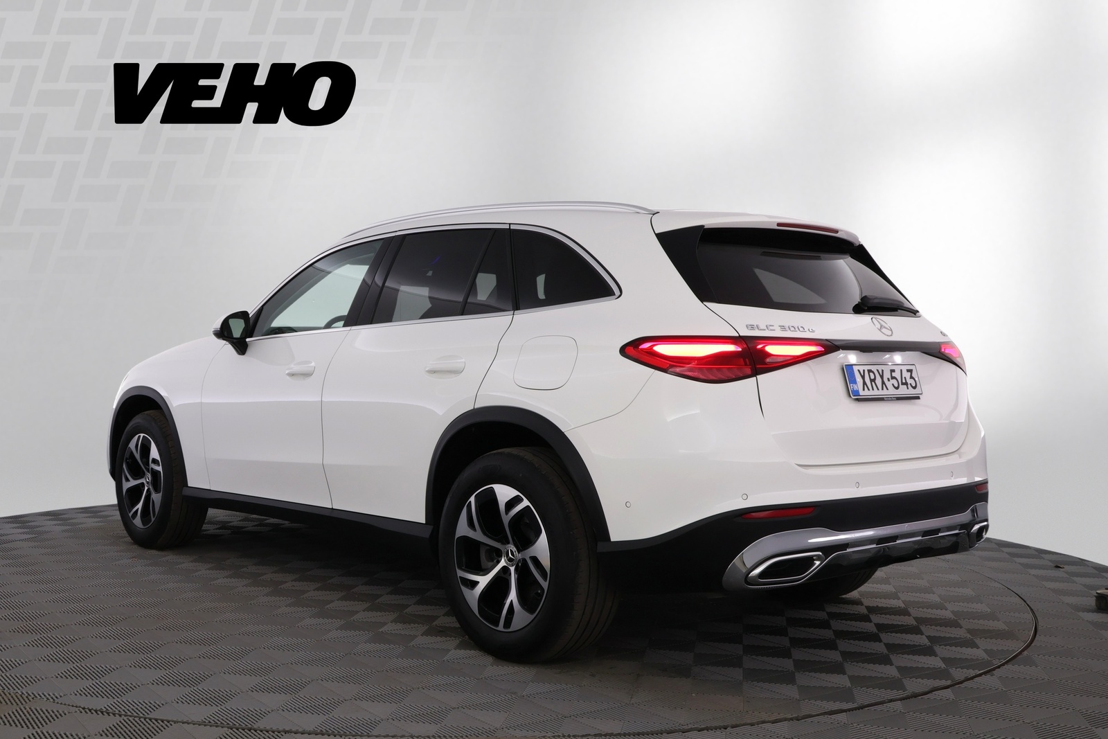 Mercedes-Benz GLC 300 e 4MATIC A 2023, kuva 3/25