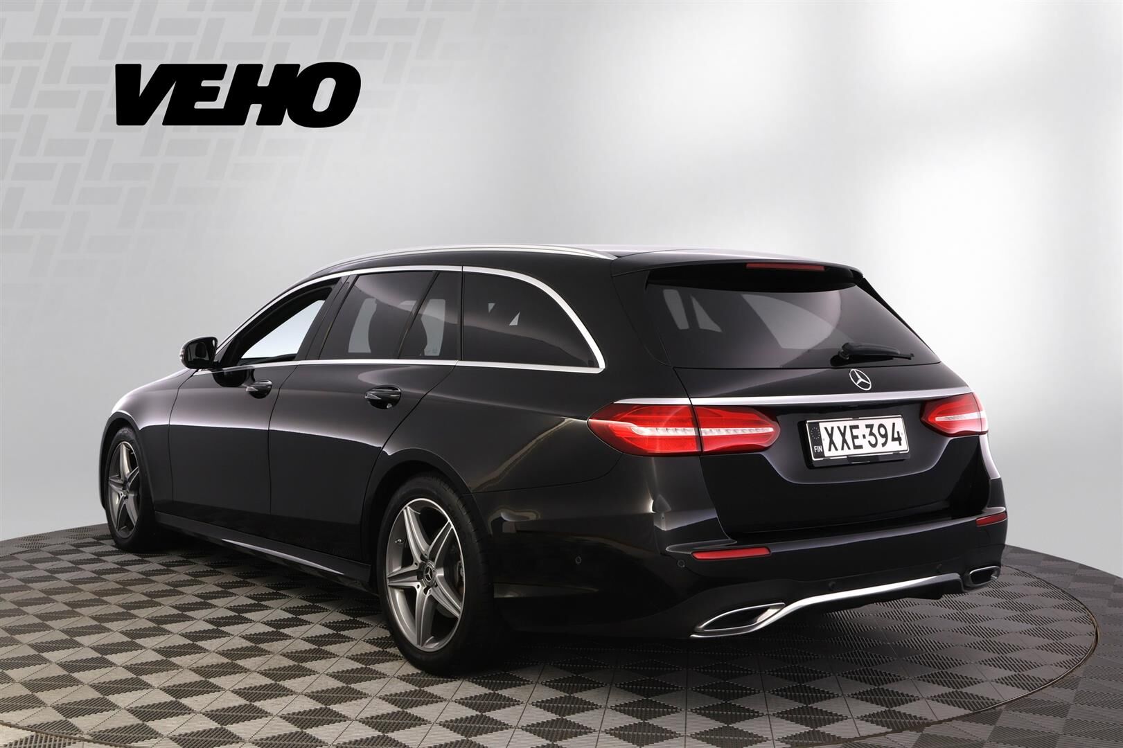 Mercedes-Benz E 220 d T A Business AMG 2020, bild 3/38