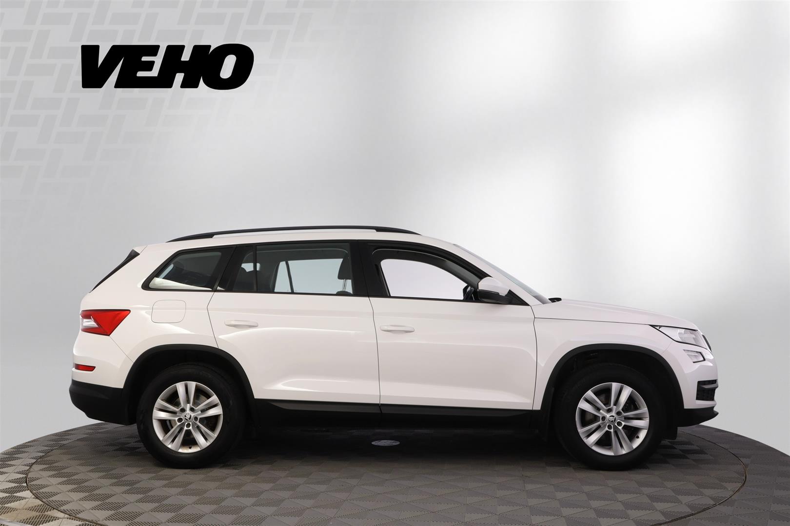 Skoda Kodiaq 1,4 TSI Active 2017, kuva 6/27