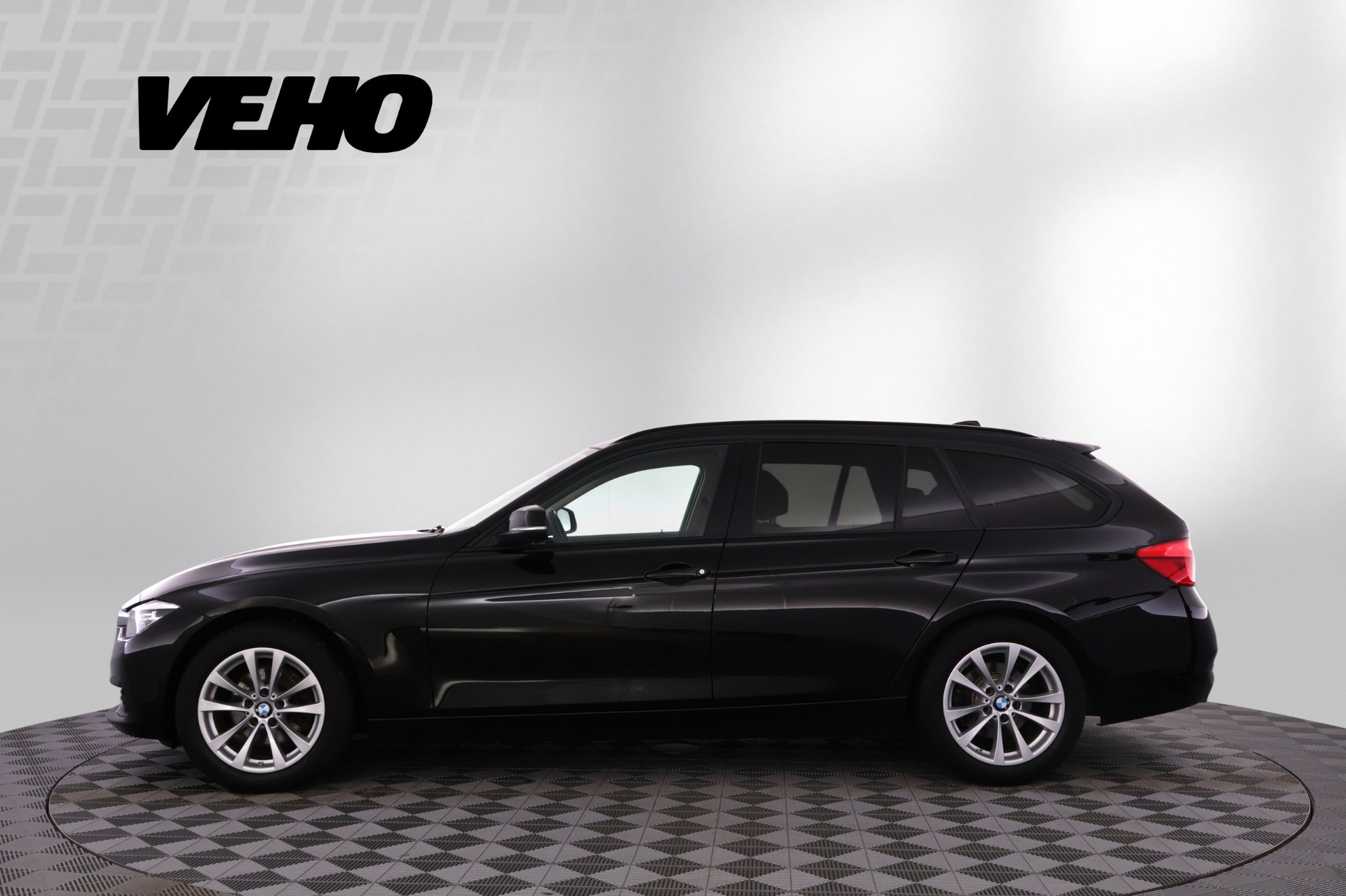 BMW 320 2017, kuva 2/22