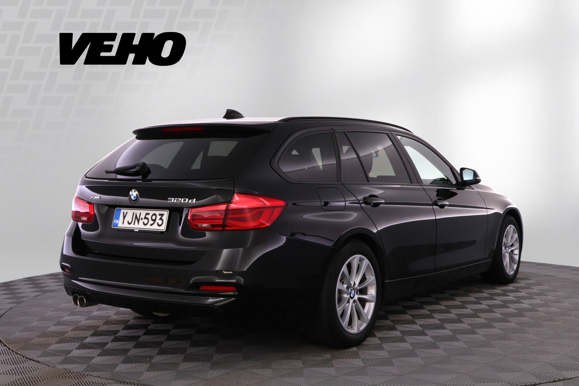 BMW 320 2017, kuva 5/22