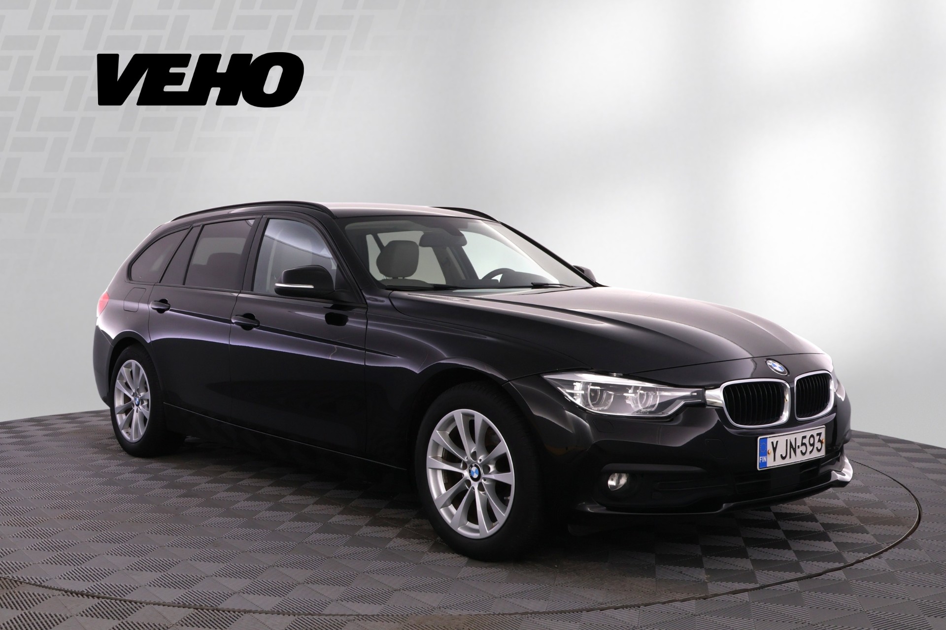 BMW 320 2017, kuva 7/22