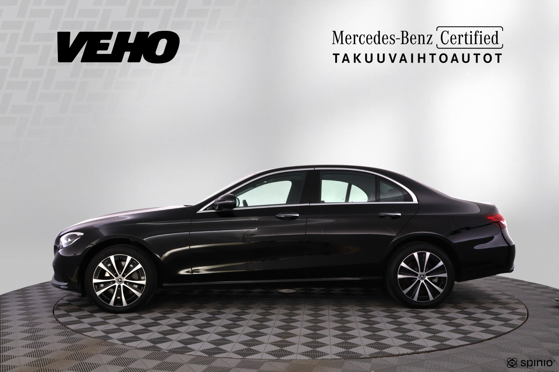 Mercedes-Benz E 2023, photo 2/31