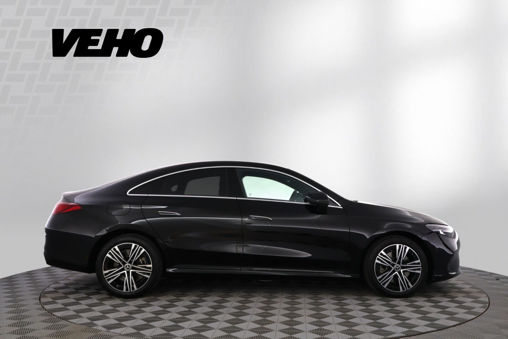 Mercedes-Benz CLA 350 4MATIC 2026, bild 6/25