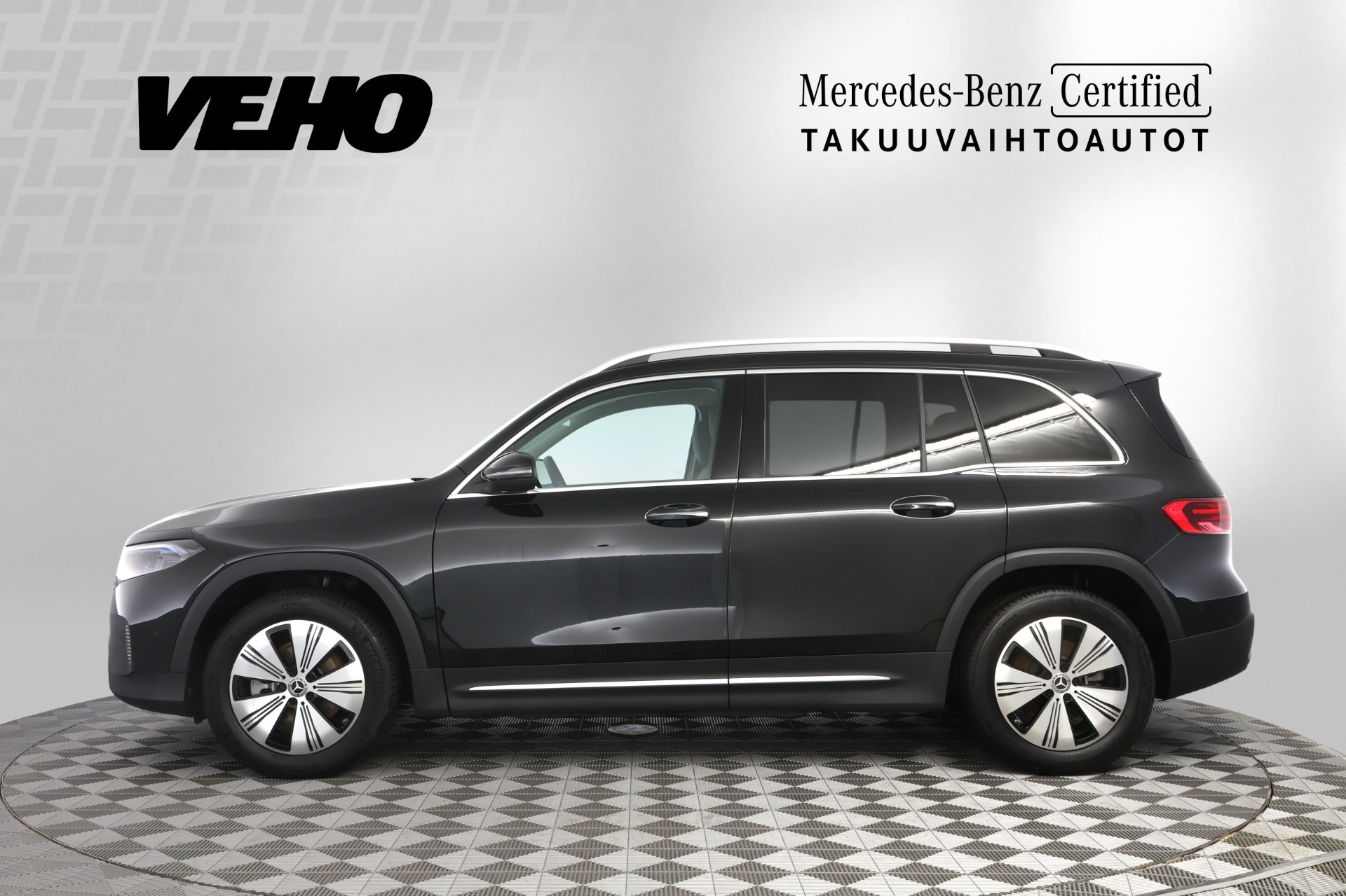 Mercedes-Benz EQB 300 4MATIC 2025, kuva 2/36