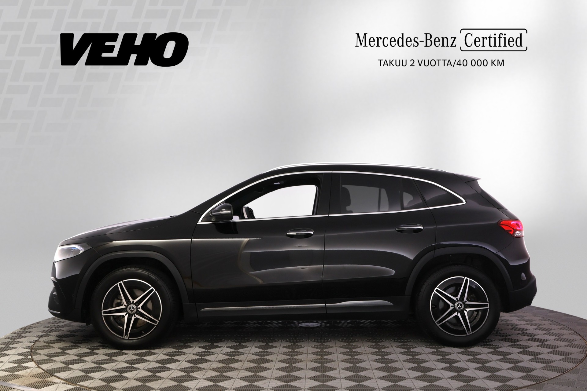Mercedes-Benz EQA 300 4Matic AMG 2023, kuva 2/36